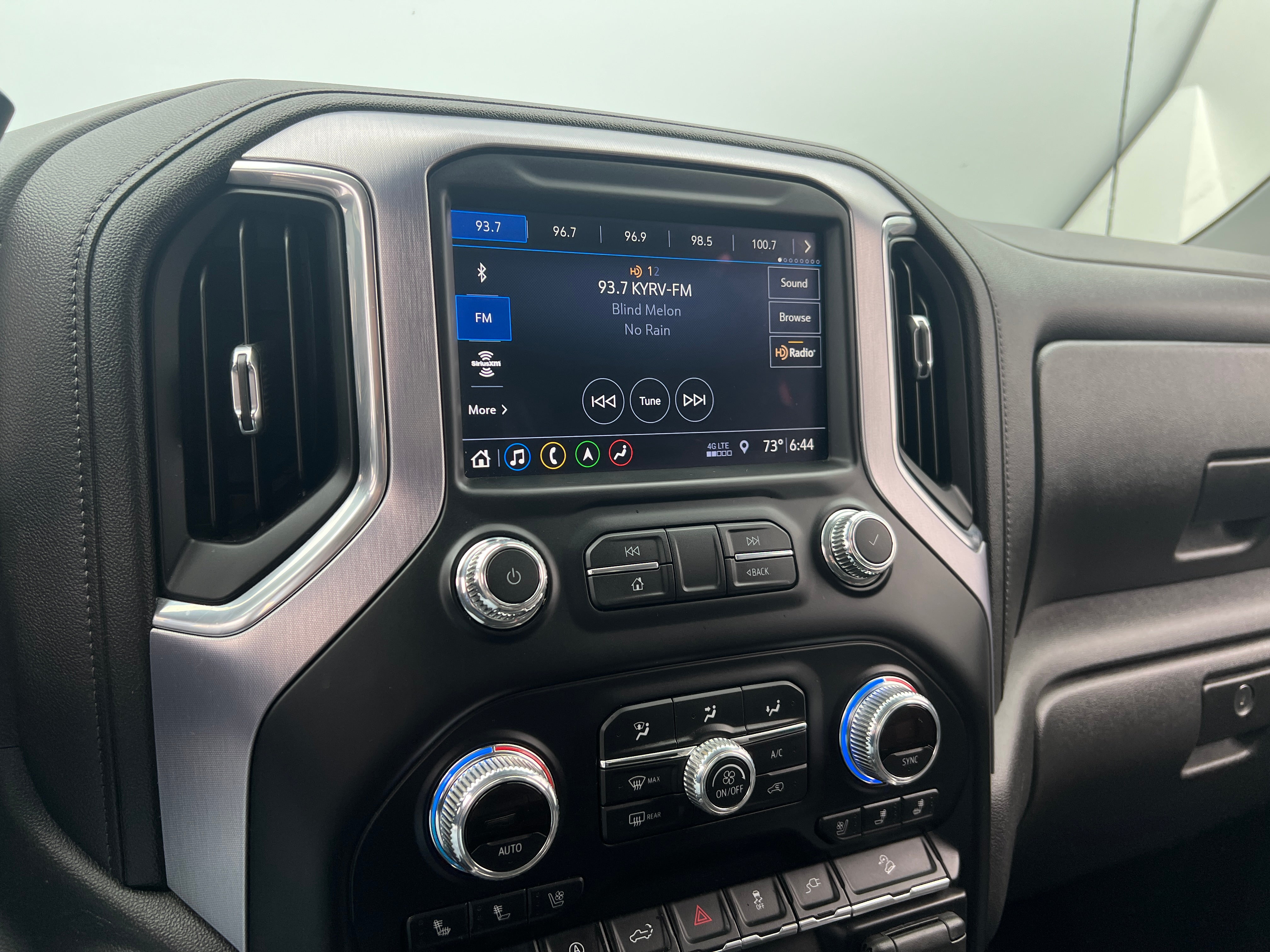 2019 GMC Sierra 1500 SLT 3