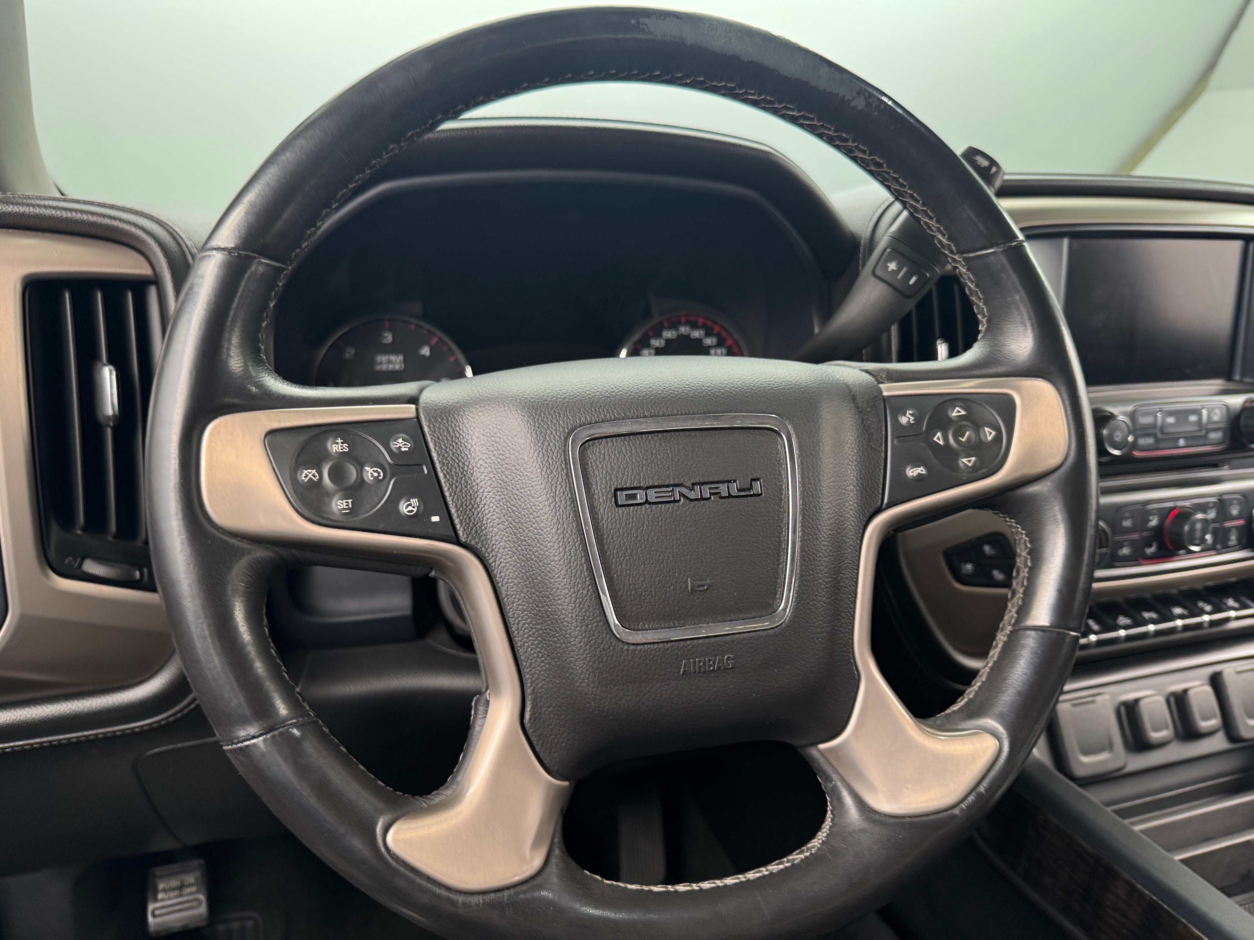 2016 GMC Sierra 1500 Denali 4