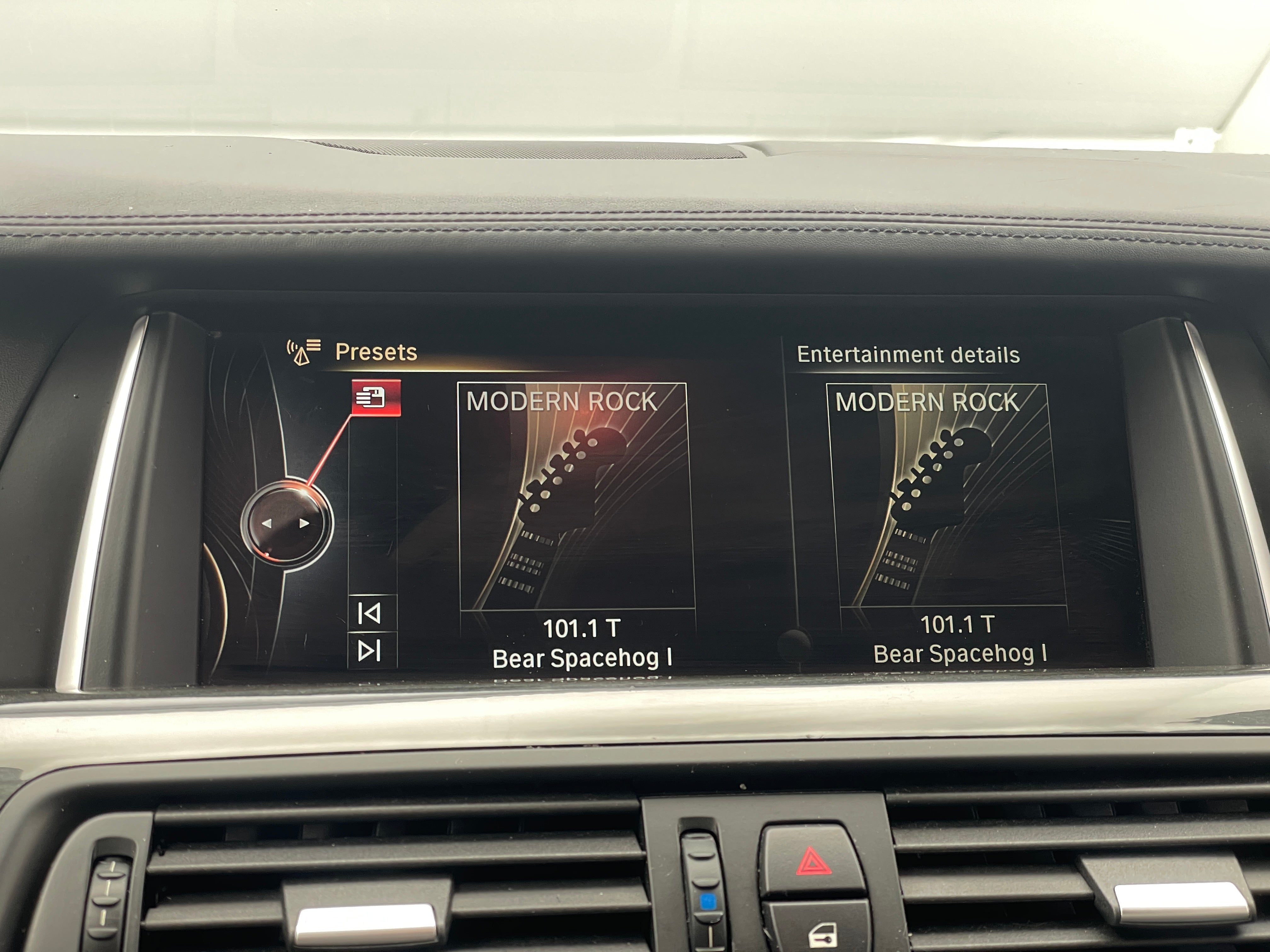 2016 BMW 5 Series 550i xDrive 3