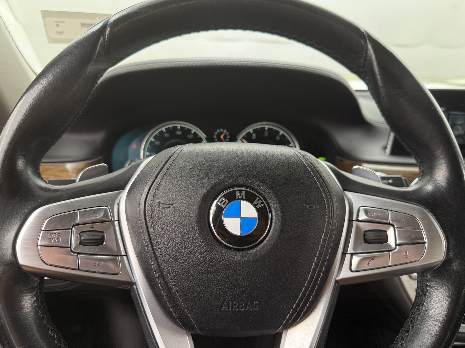 Thumbnail: 2017 BMW 7 Series - 4