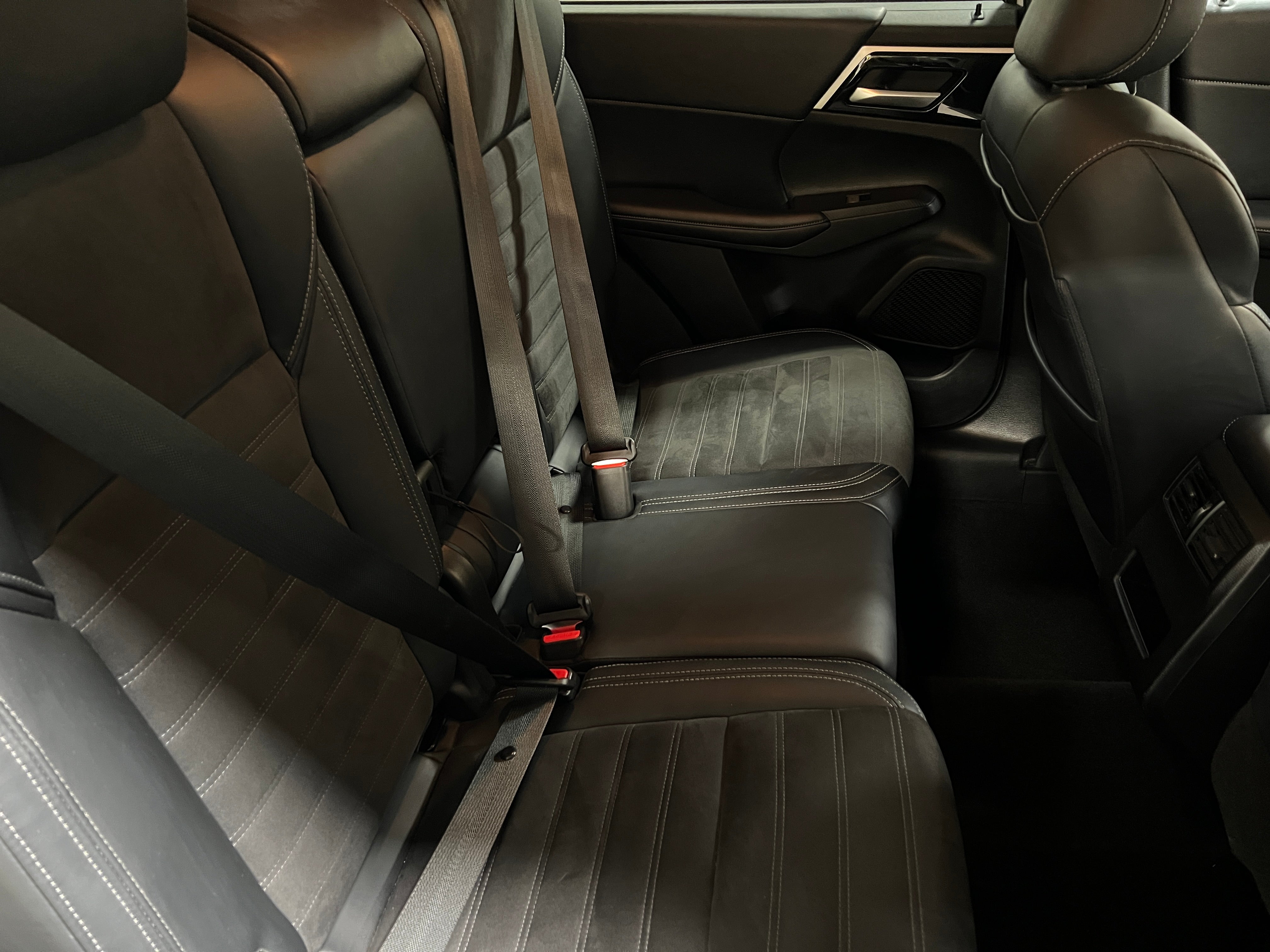 2024 Mitsubishi Outlander SE 5