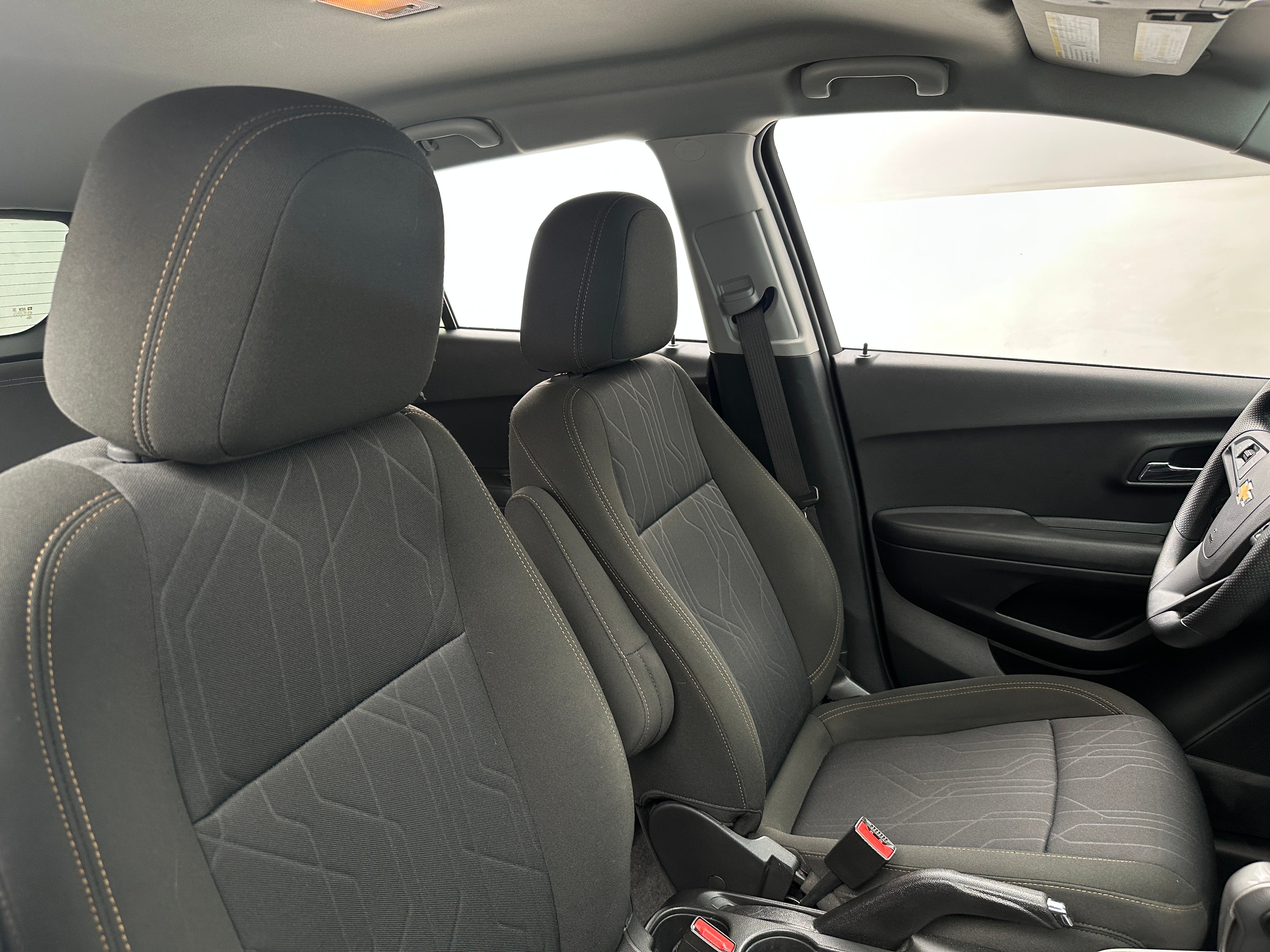 2020 Chevrolet Trax LT 2
