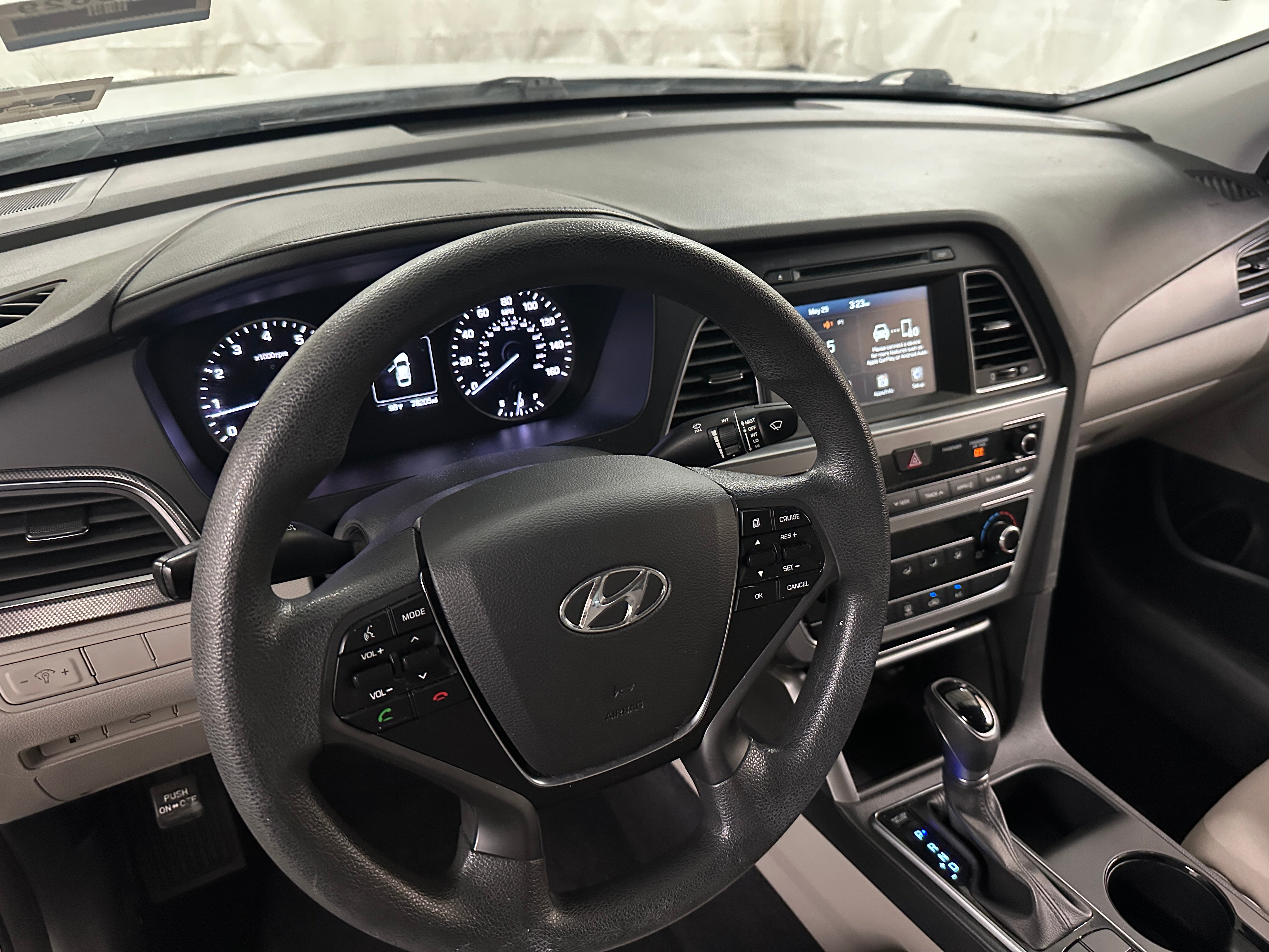 2017 Hyundai Sonata Sport 3