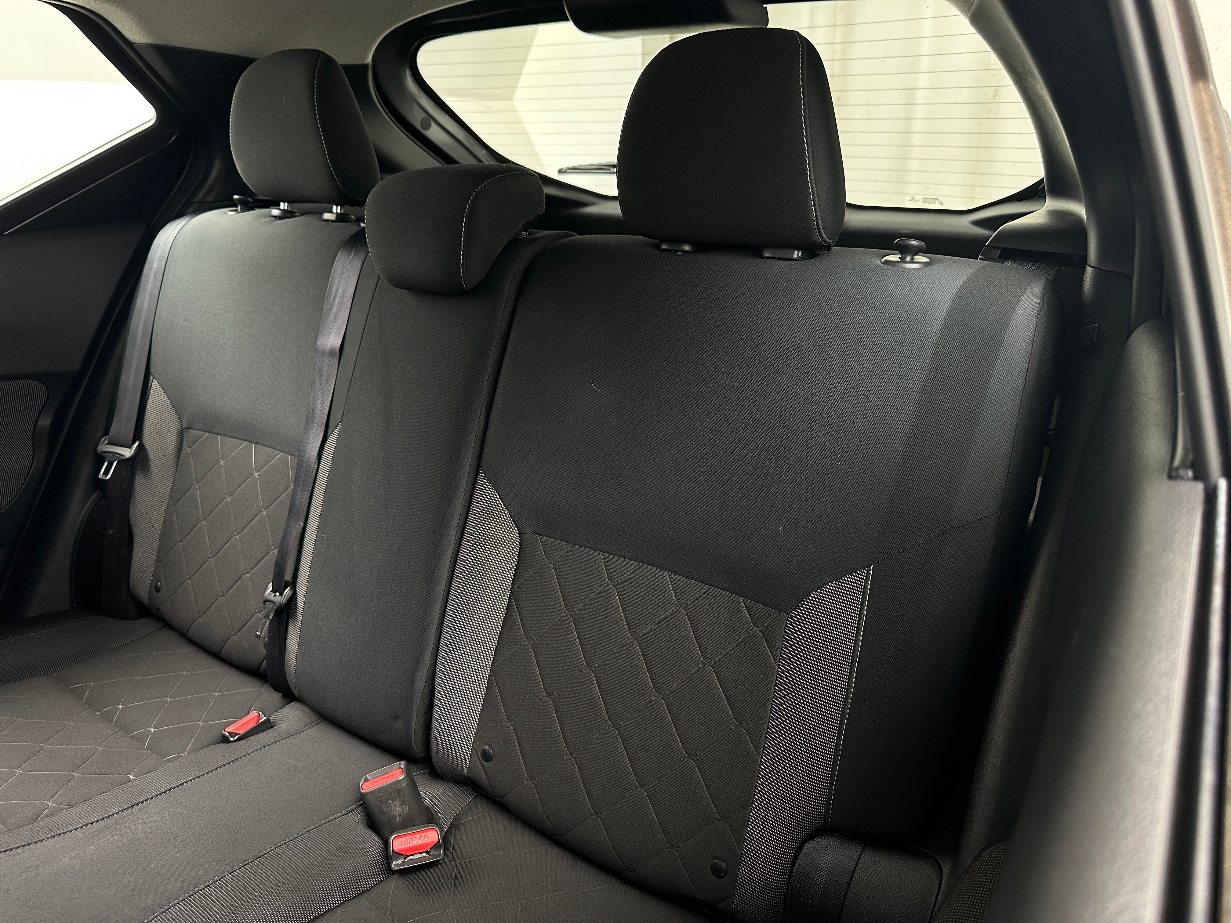 2019 Nissan Kicks S 6