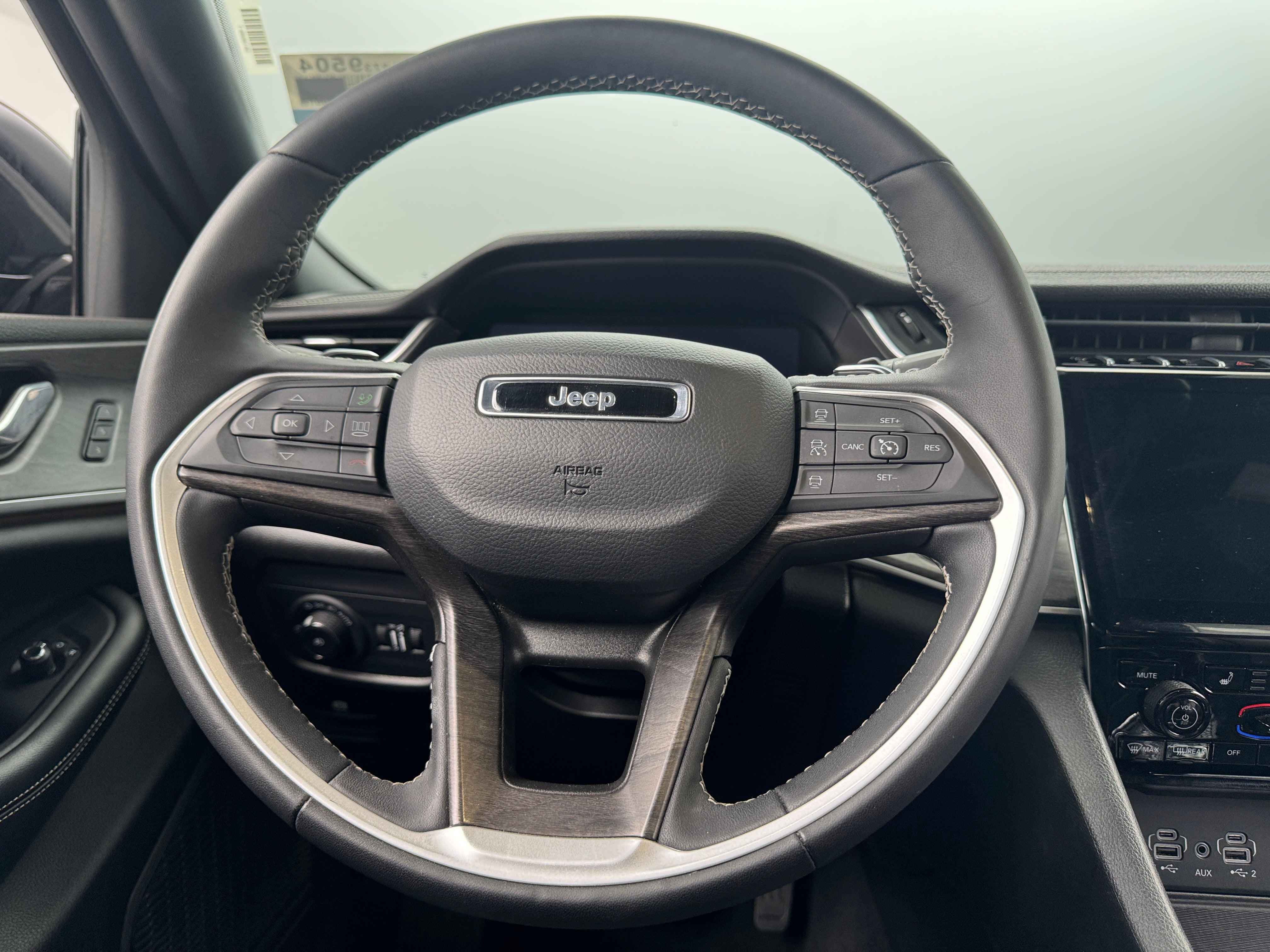 2024 Jeep Grand Cherokee L Limited Edition 4