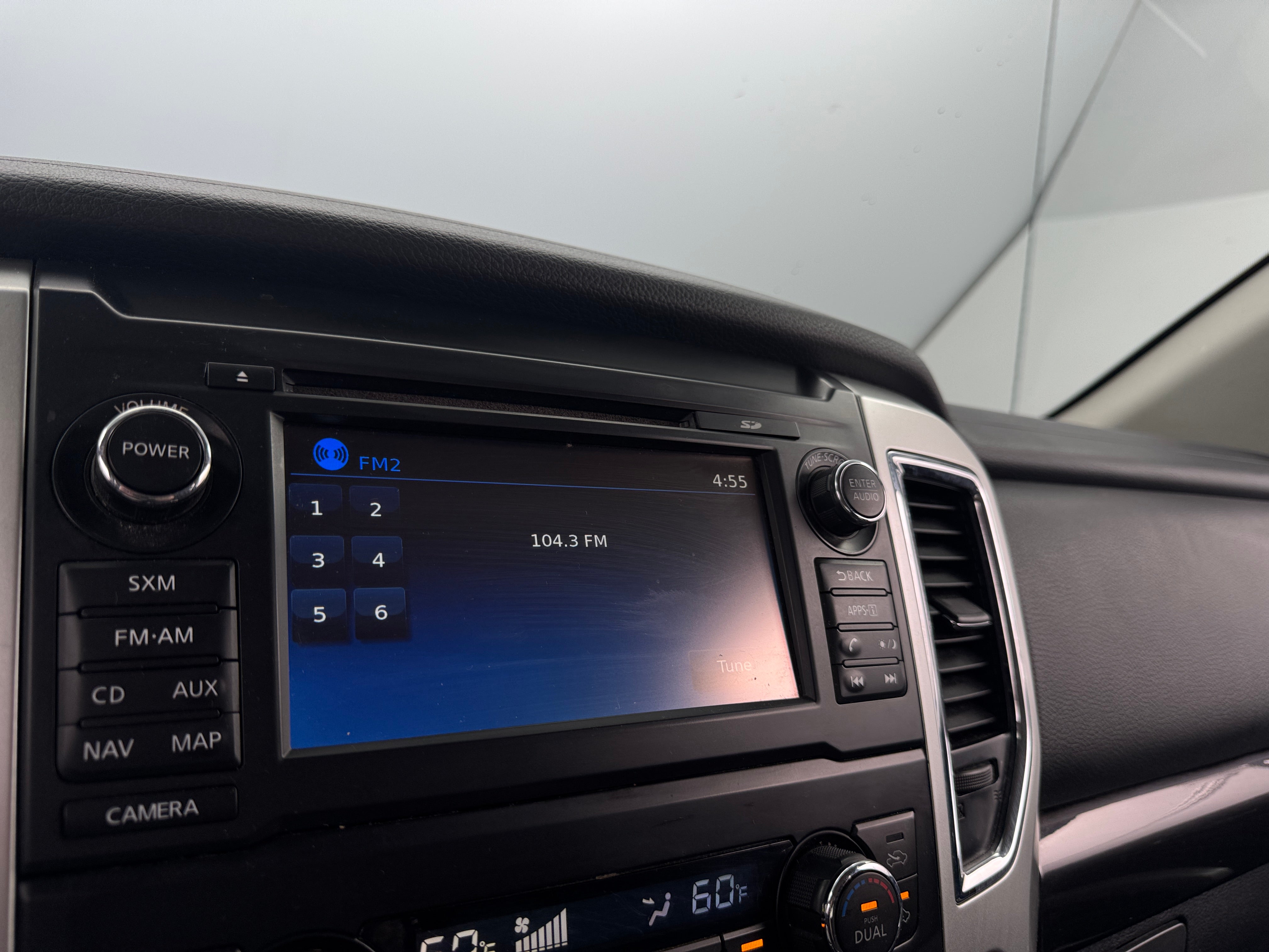 2018 Nissan Titan SV 4