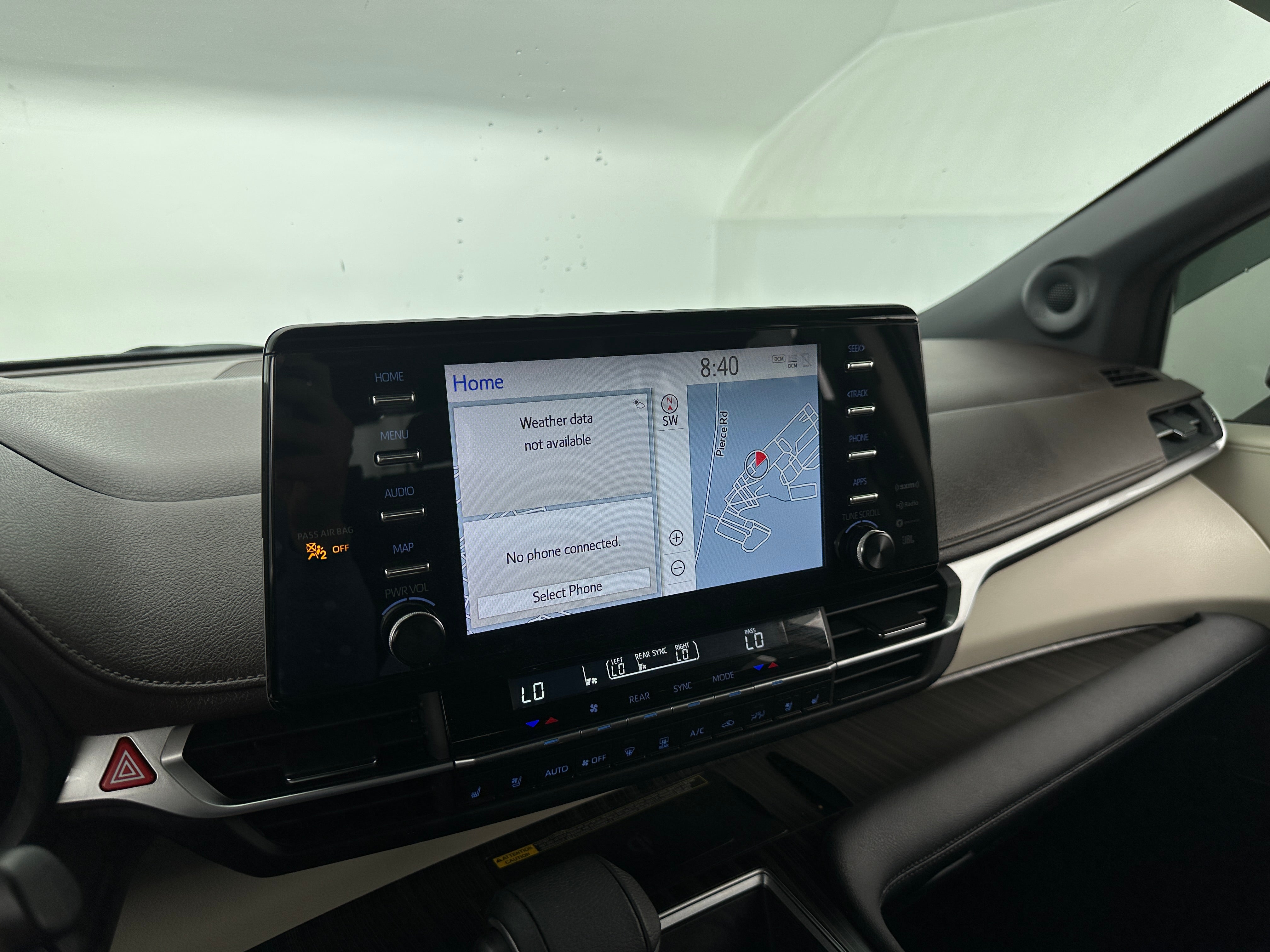 2022 Toyota Sienna Platinum 3