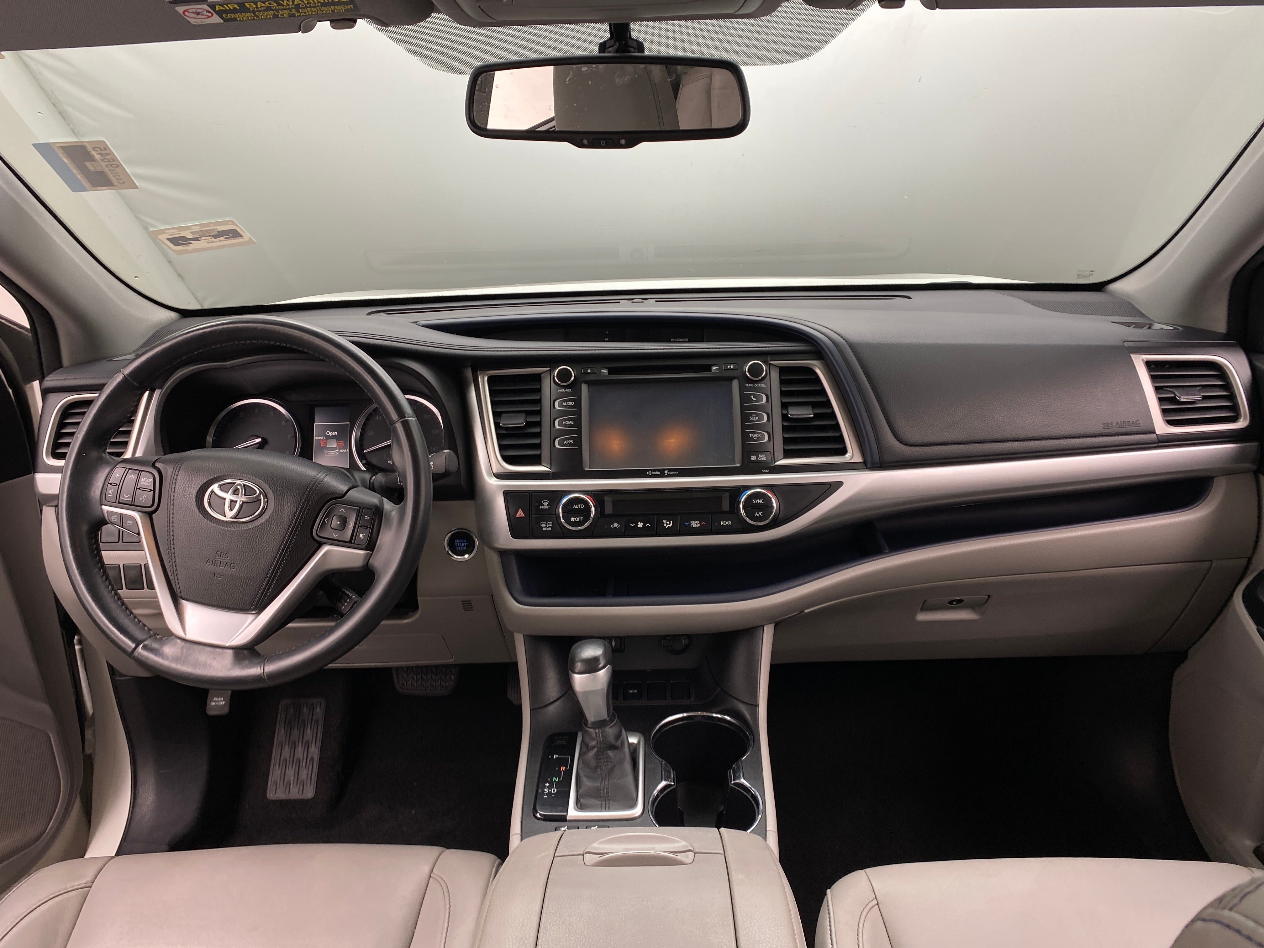 2015 Toyota Highlander XLE 2