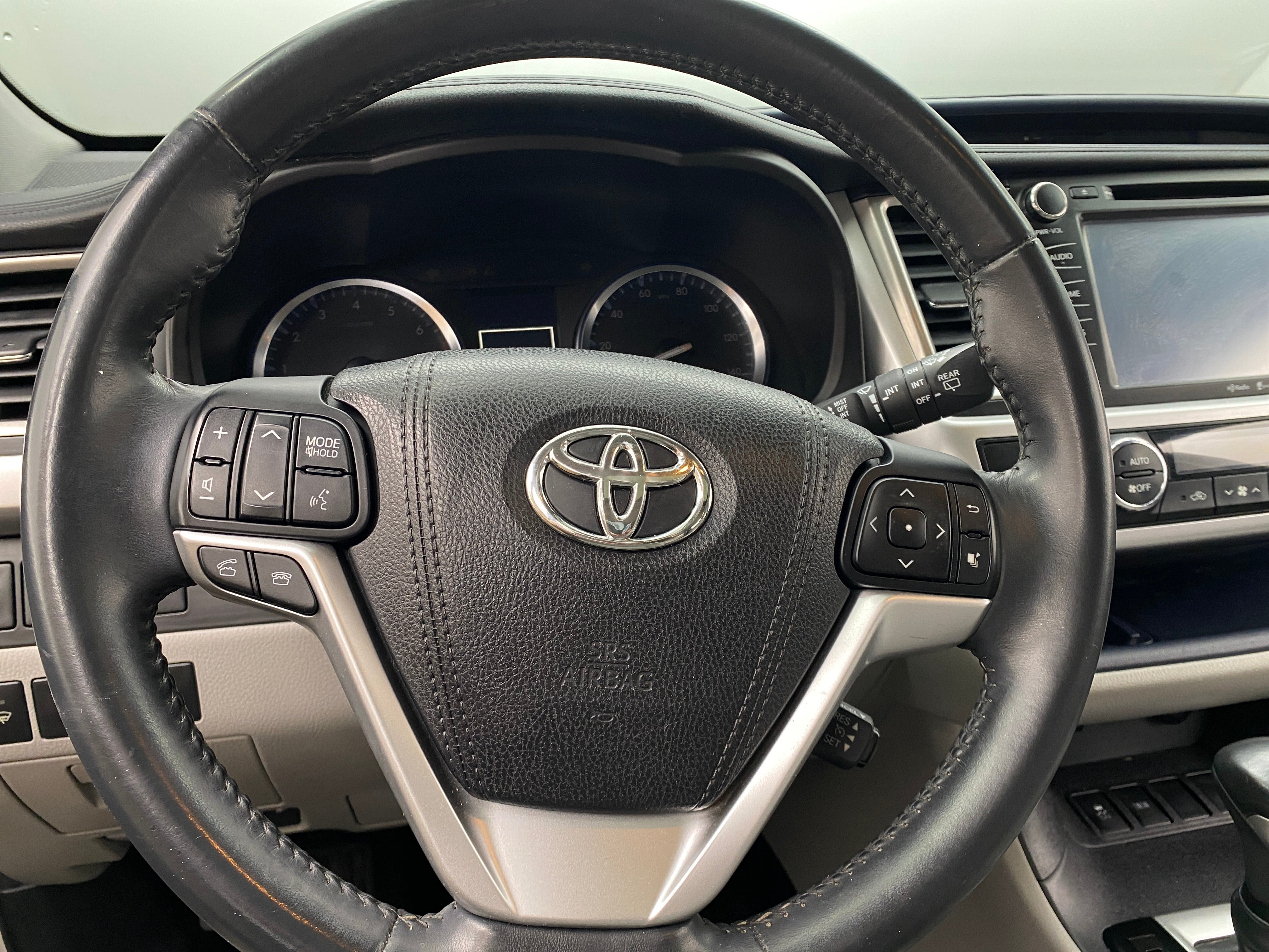 2015 Toyota Highlander XLE 4