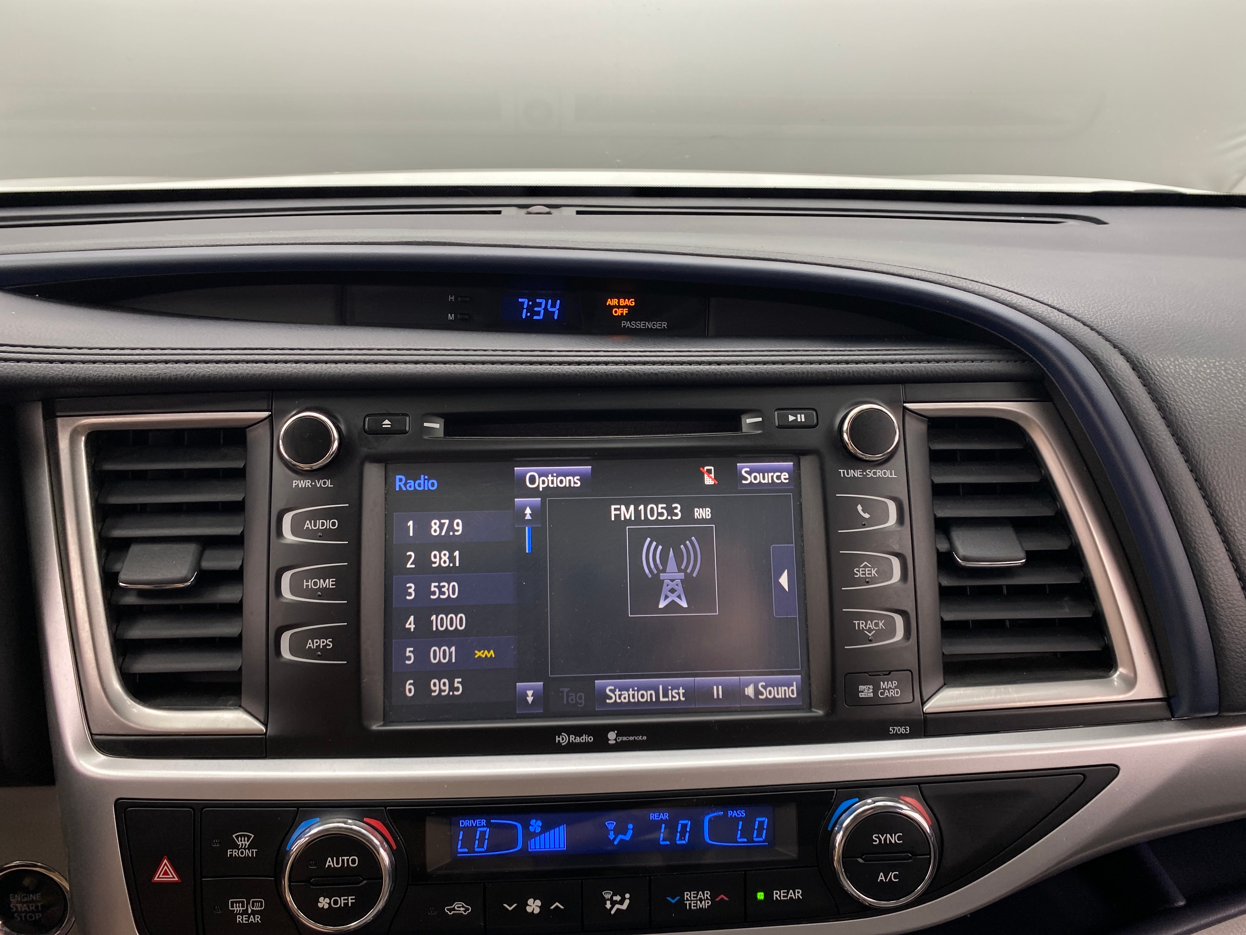 2015 Toyota Highlander XLE 3