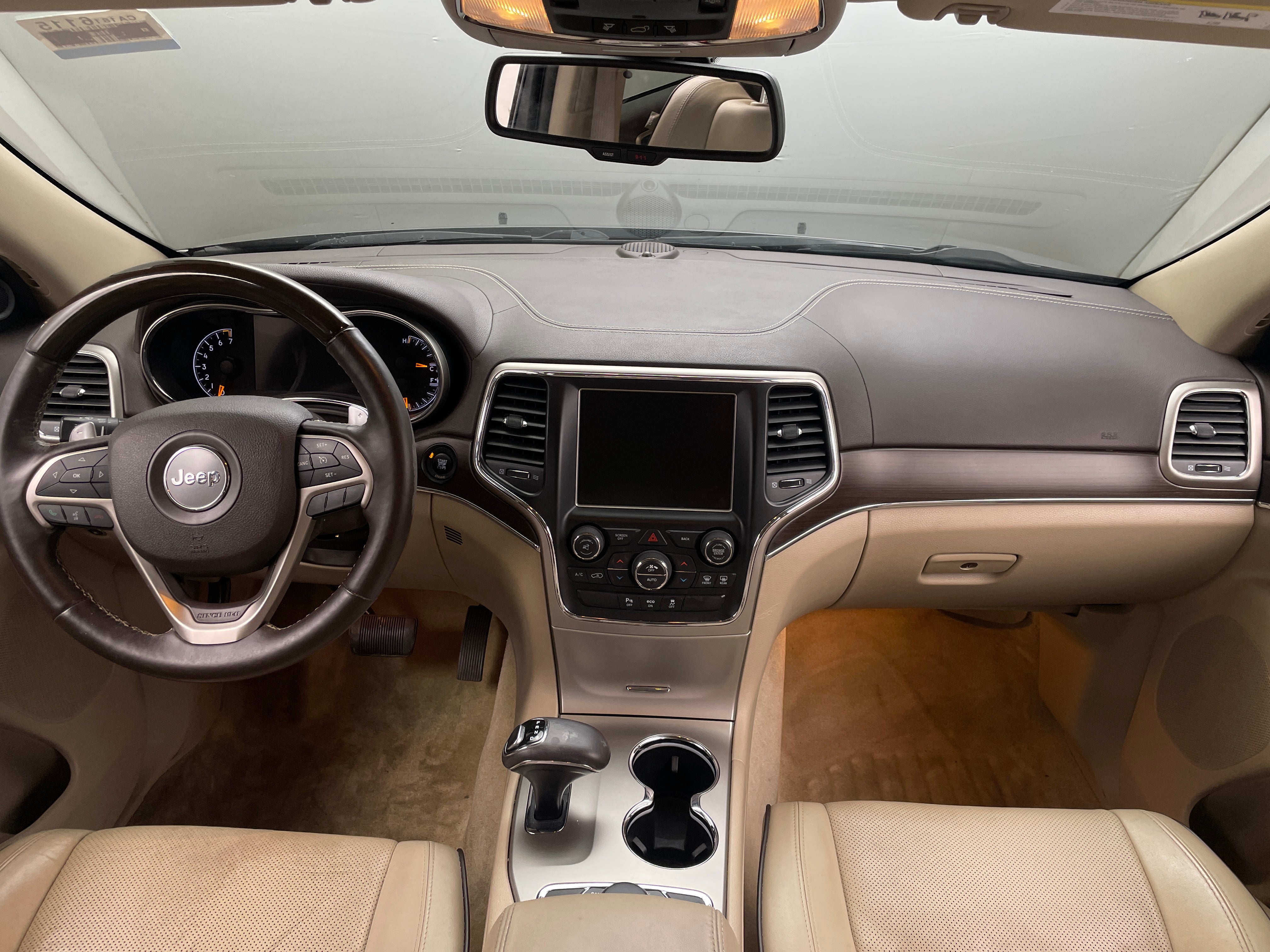 2015 Jeep Grand Cherokee Overland 2