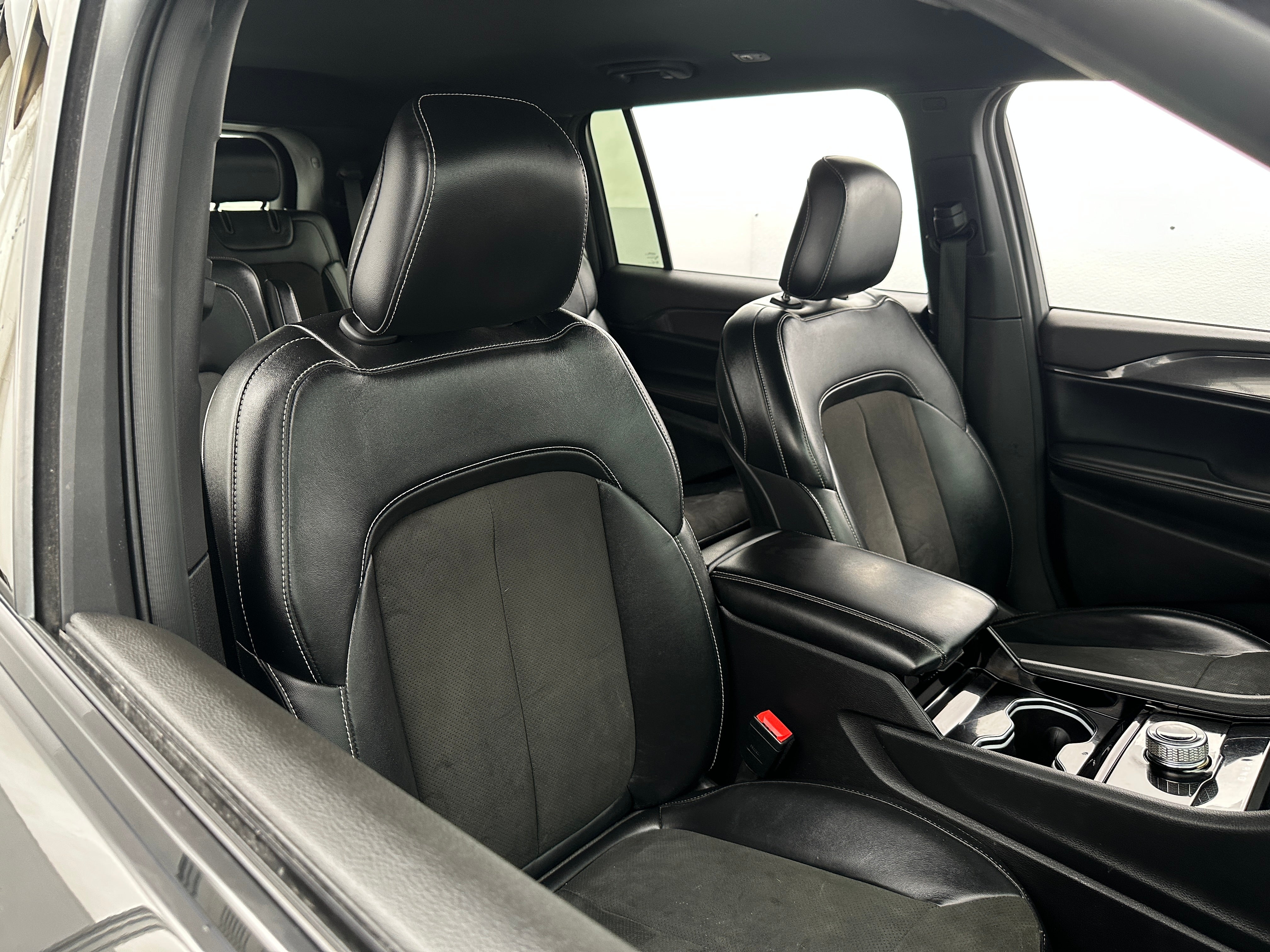 2023 Jeep Grand Cherokee L Altitude 2