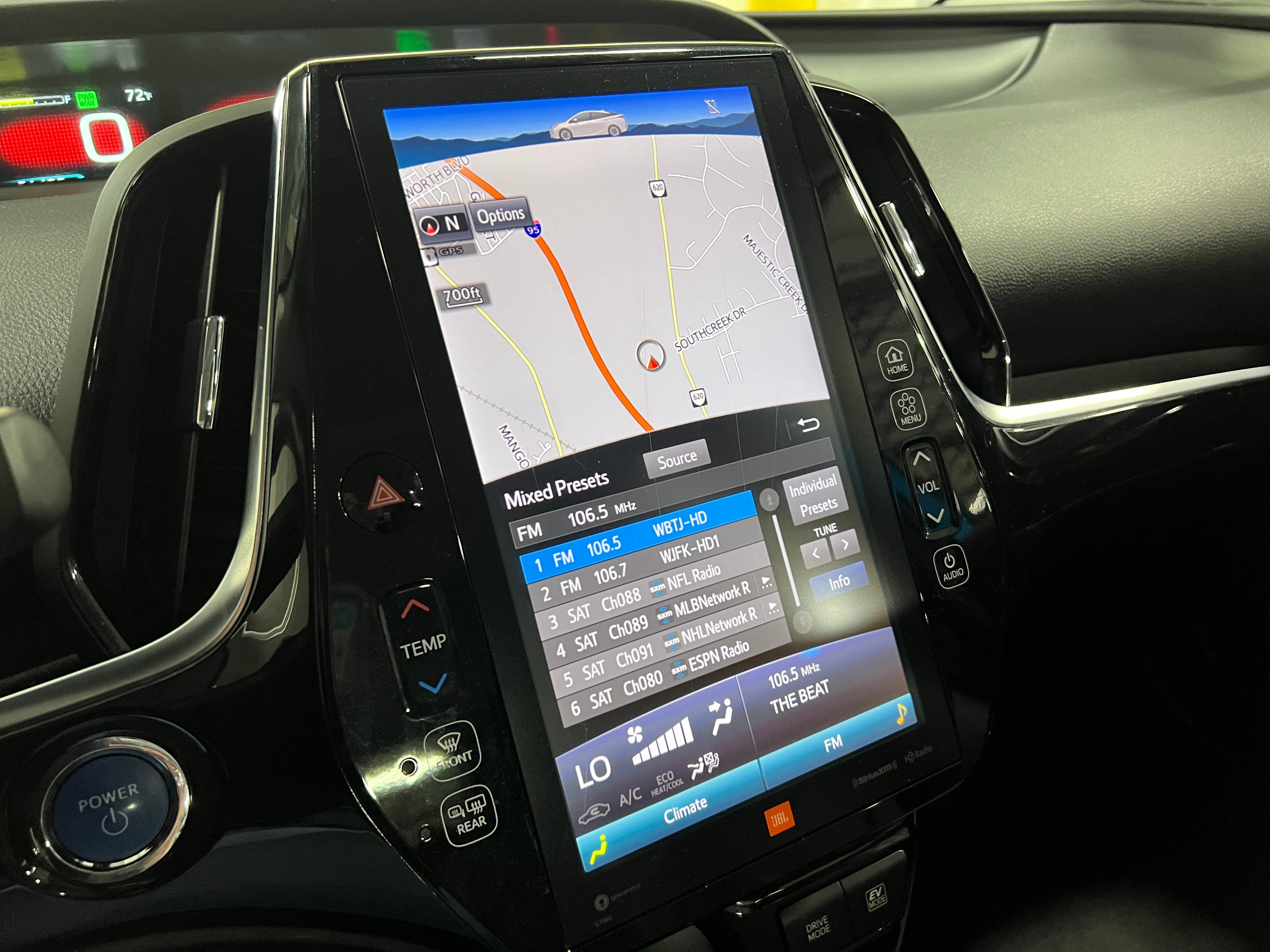 2020 Toyota Prius Limited 3