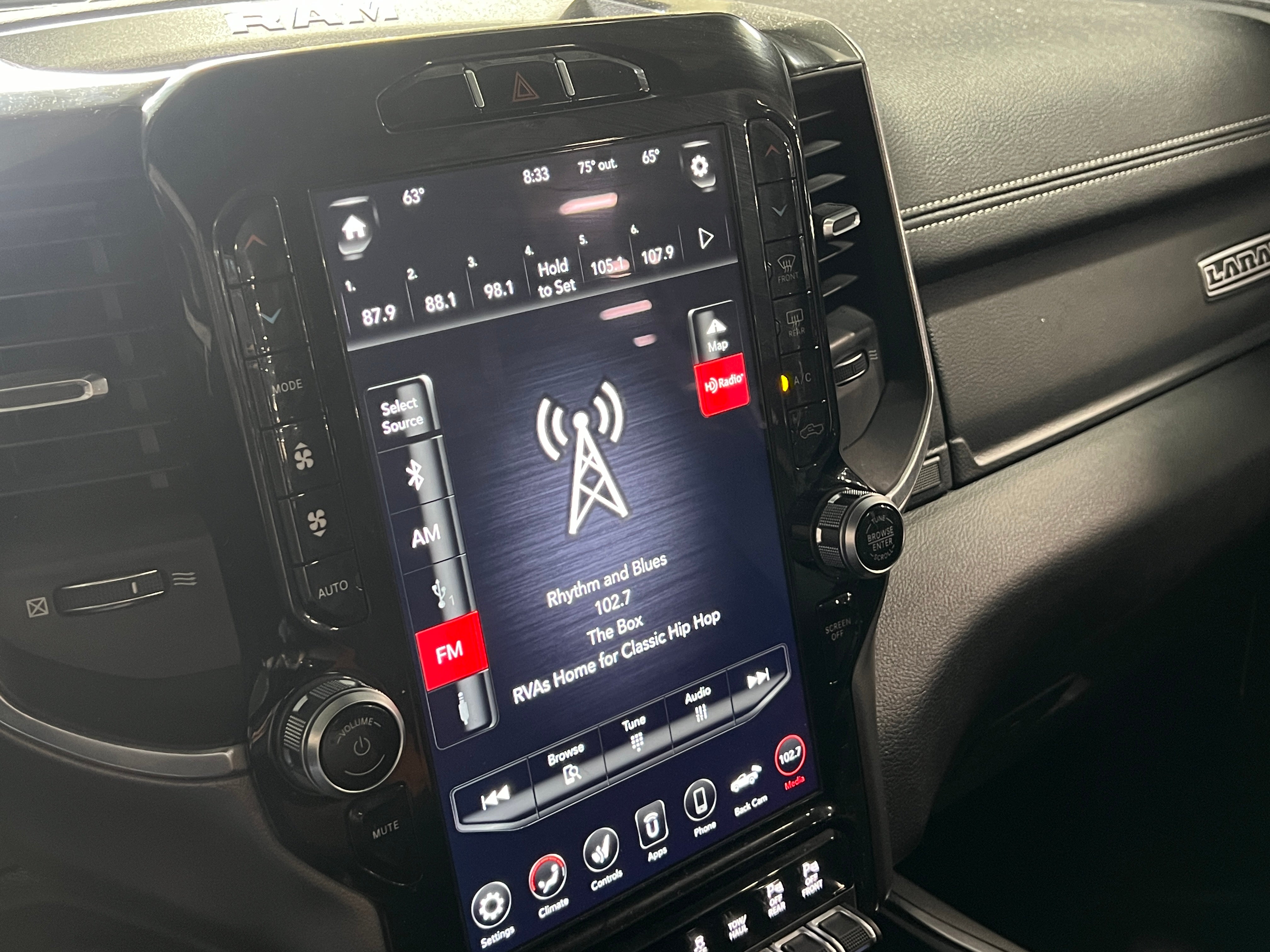 2020 RAM 1500 Laramie 3