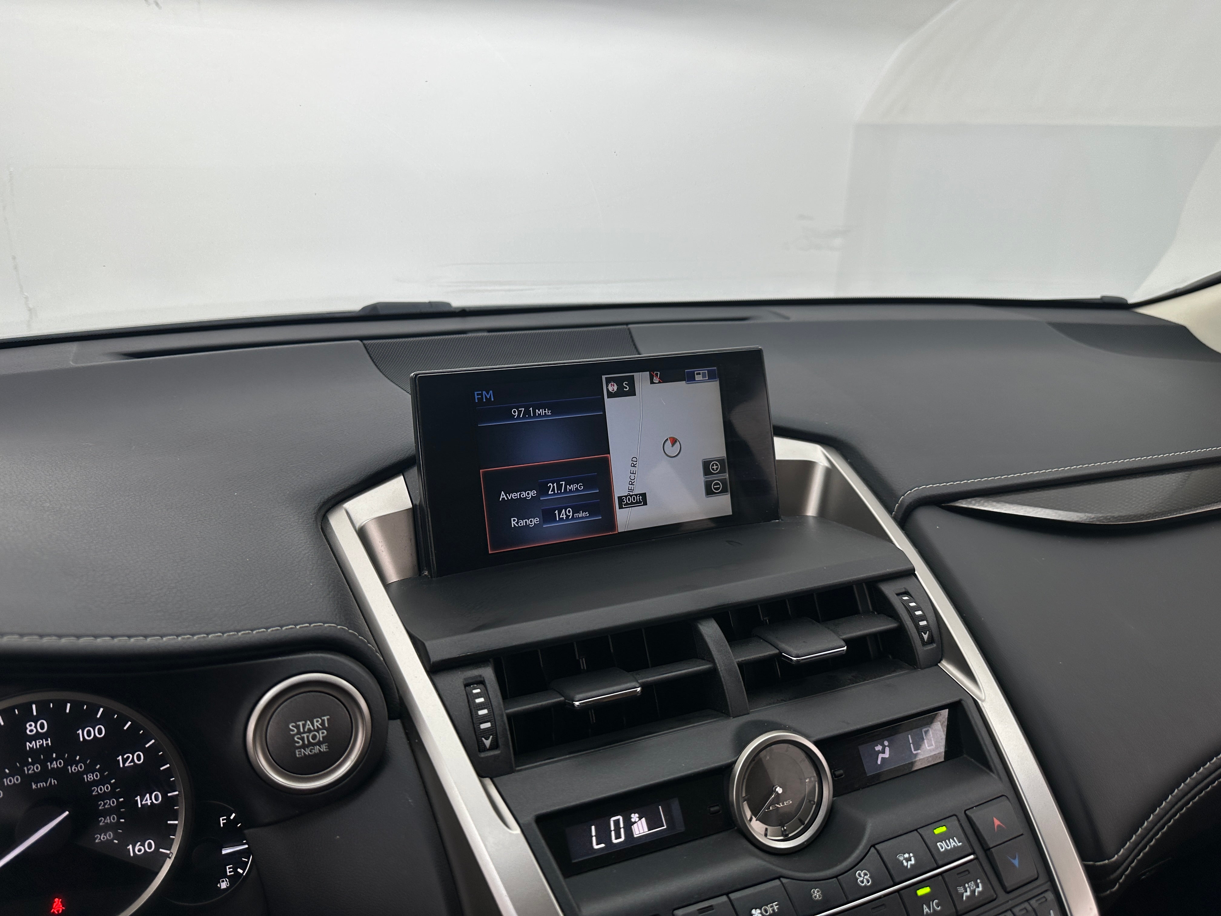 2016 Lexus NX 200t 4