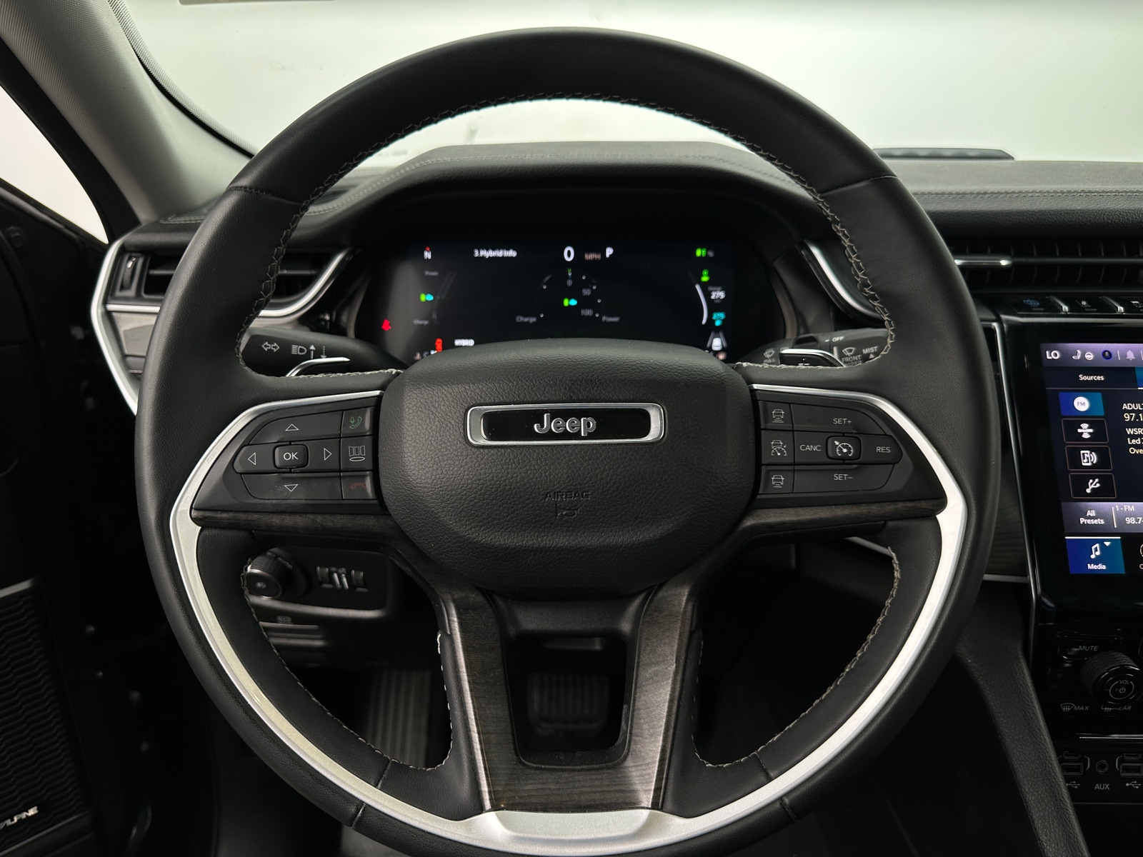 Thumbnail: 2023 Jeep Grand Cherokee - 4
