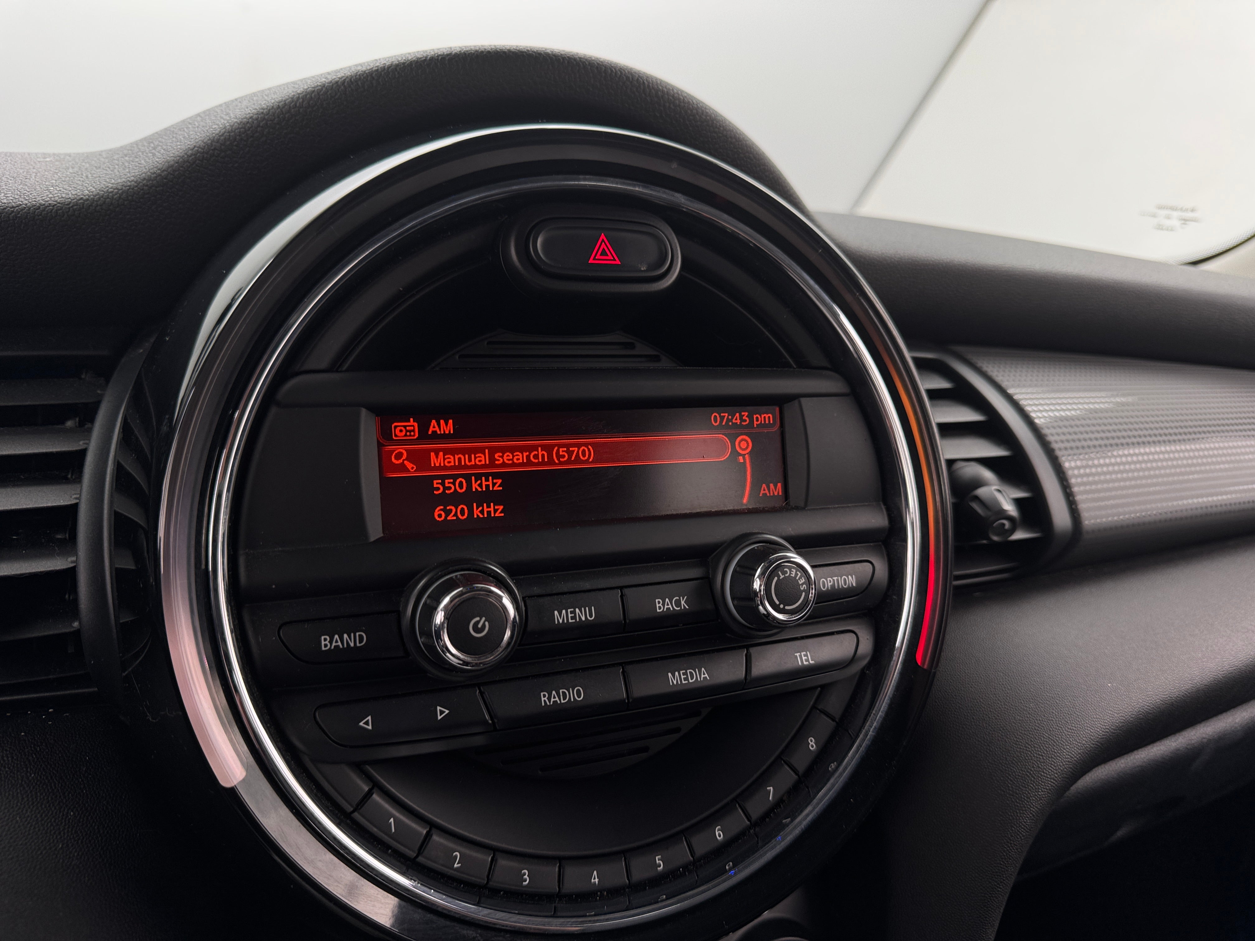 2016 MINI Cooper Hardtop 4 Door 3