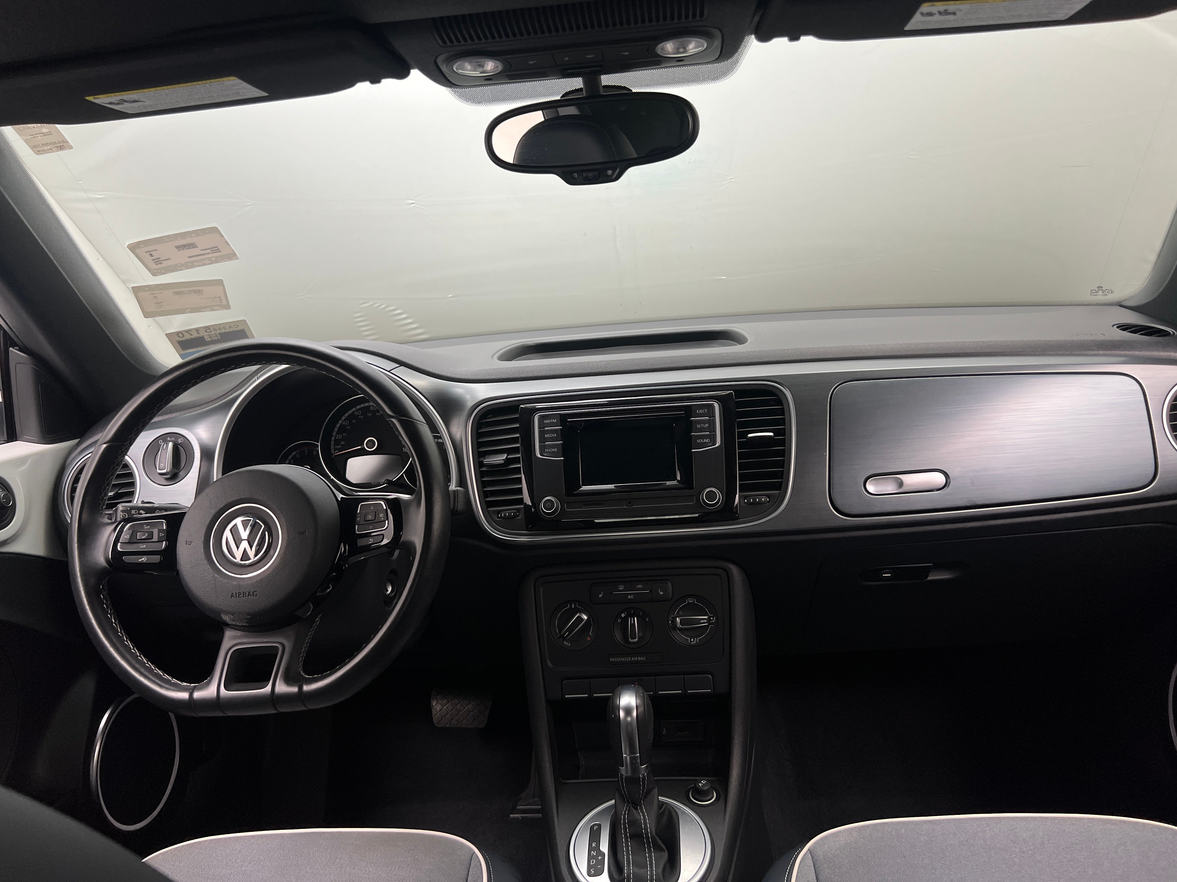 2016 Volkswagen Beetle Denim 3