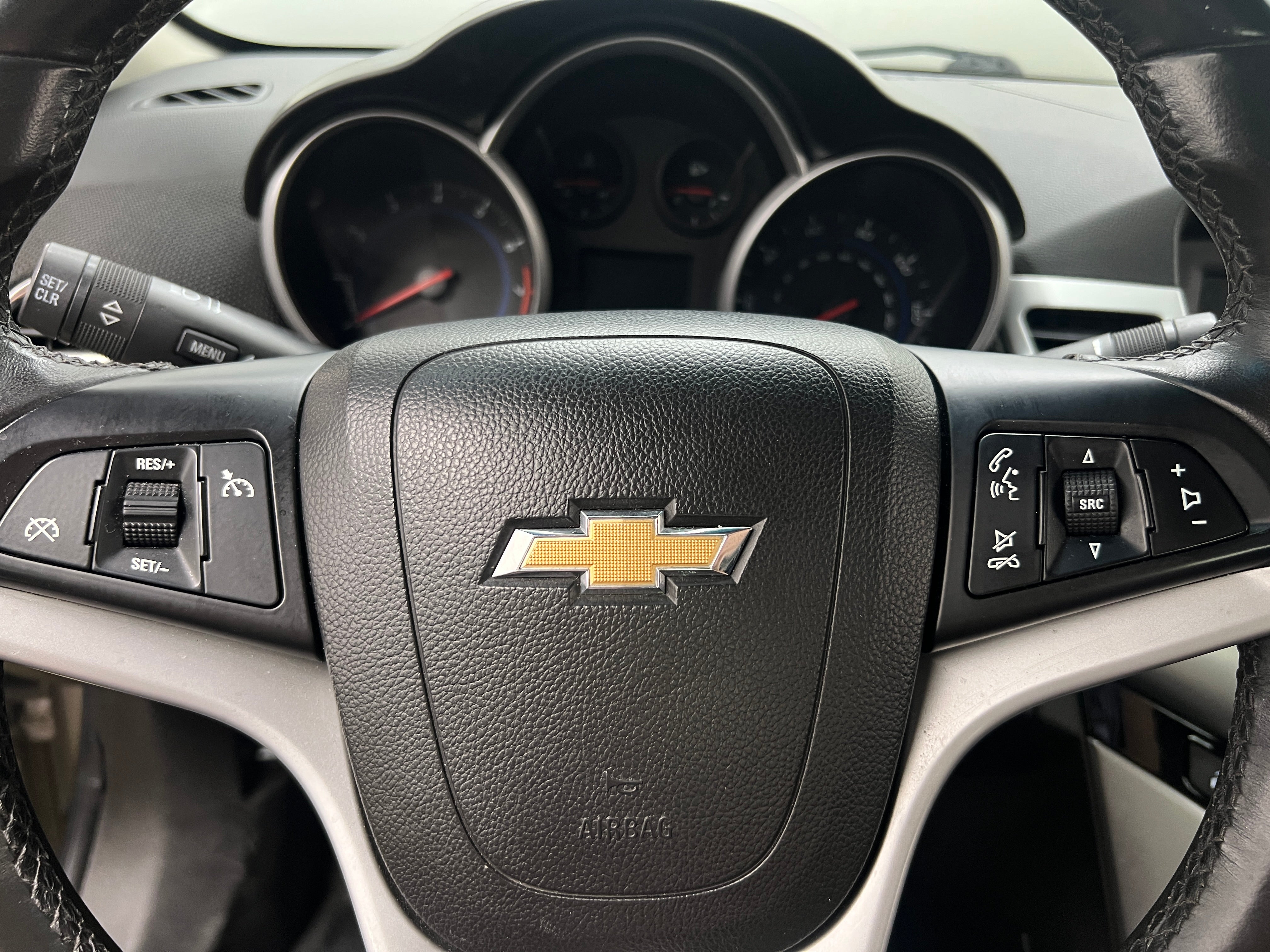2013 Chevrolet Cruze LT 4
