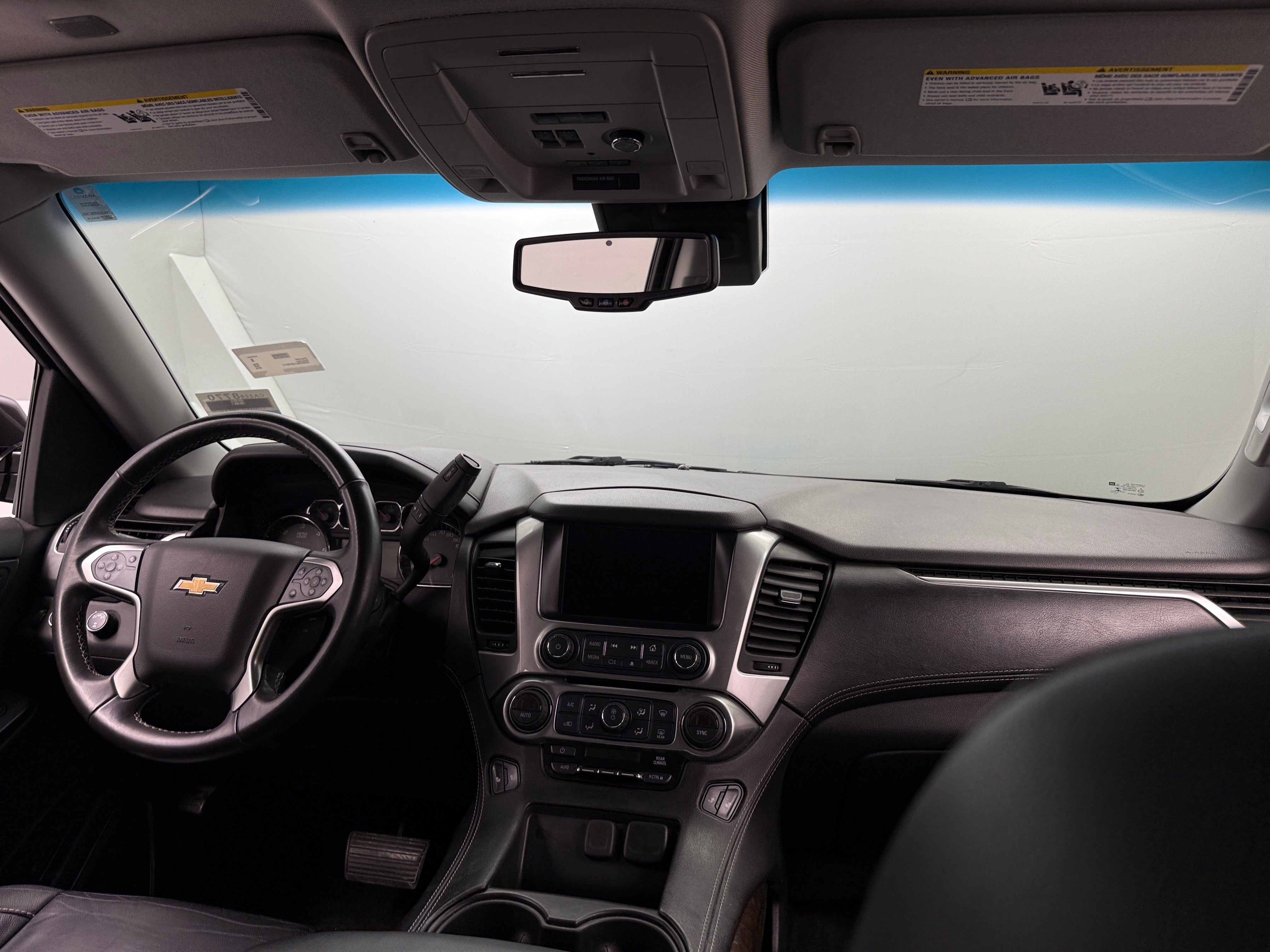 2018 Chevrolet Suburban LT 2