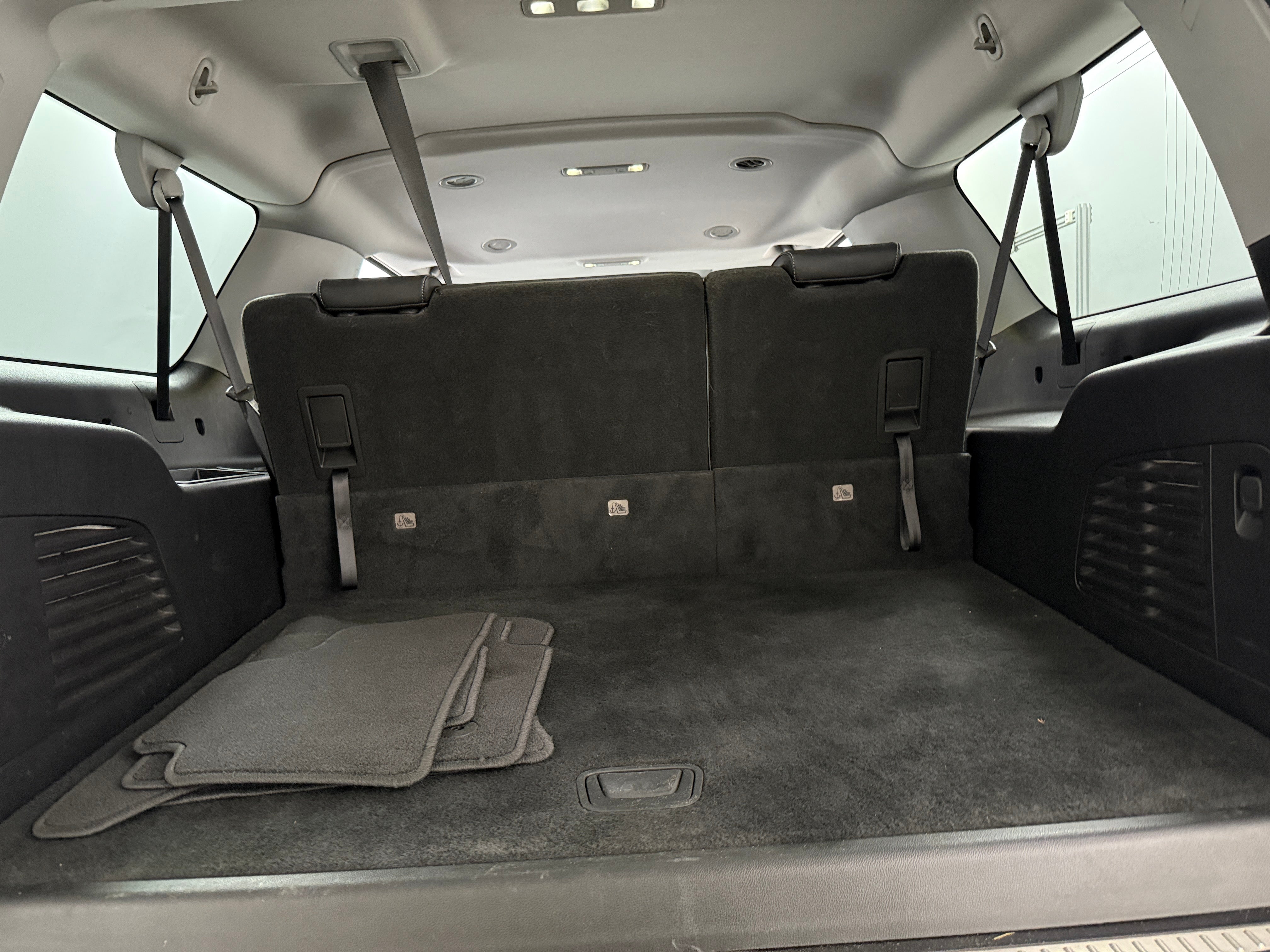 2018 Chevrolet Suburban LT 6