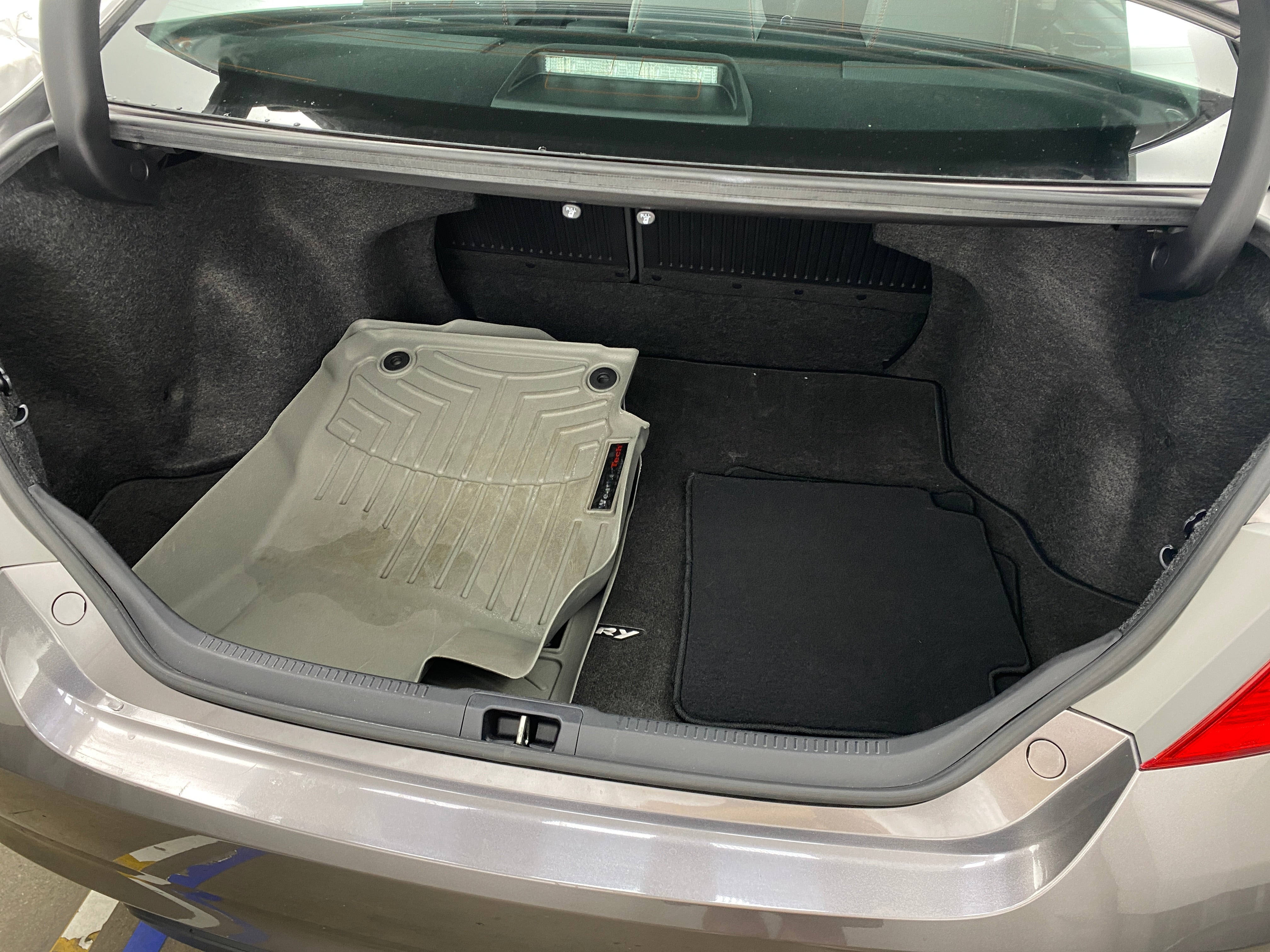 2016 Toyota Camry SE 7