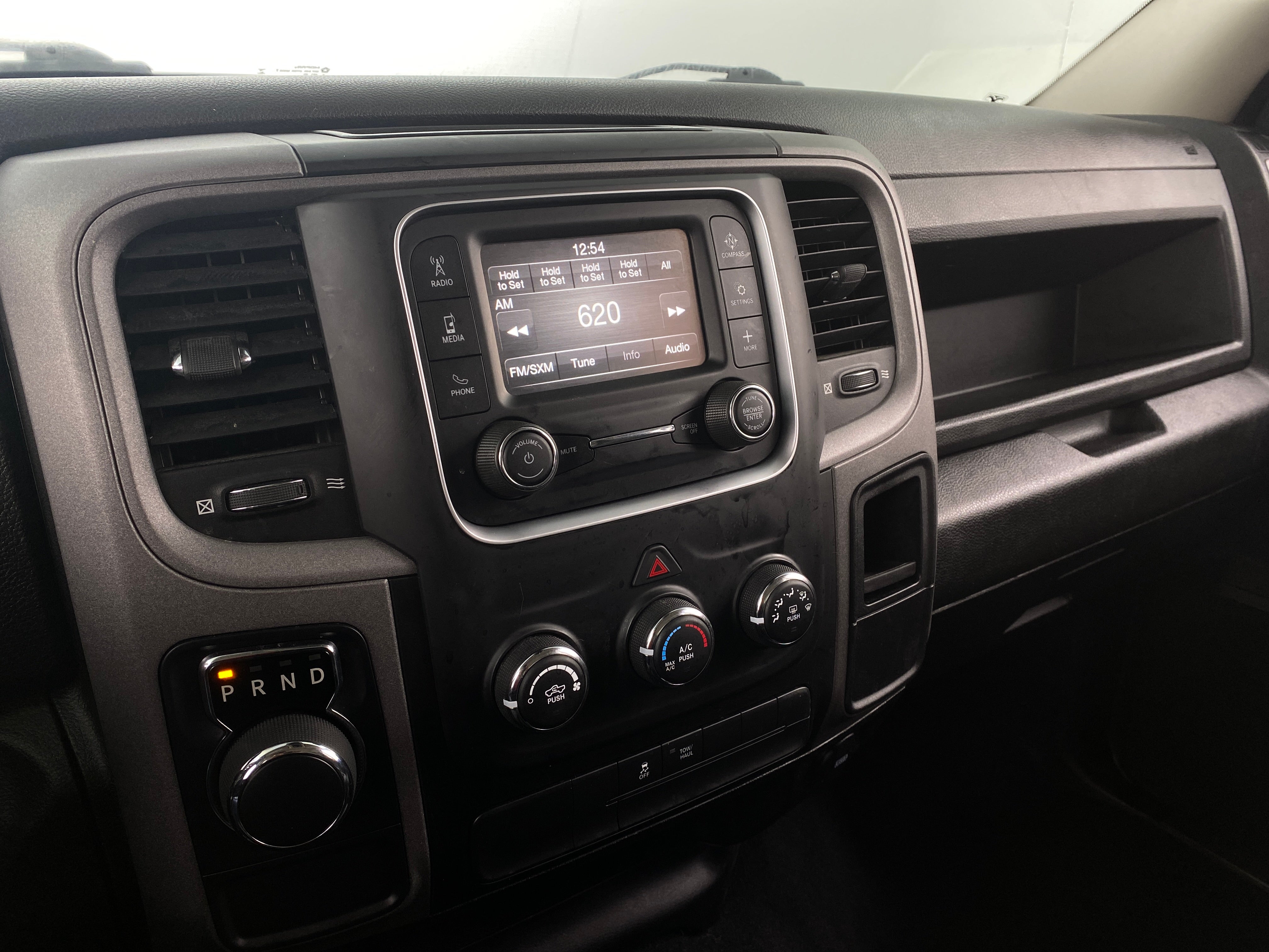 2021 RAM 1500 Classic Tradesman 4