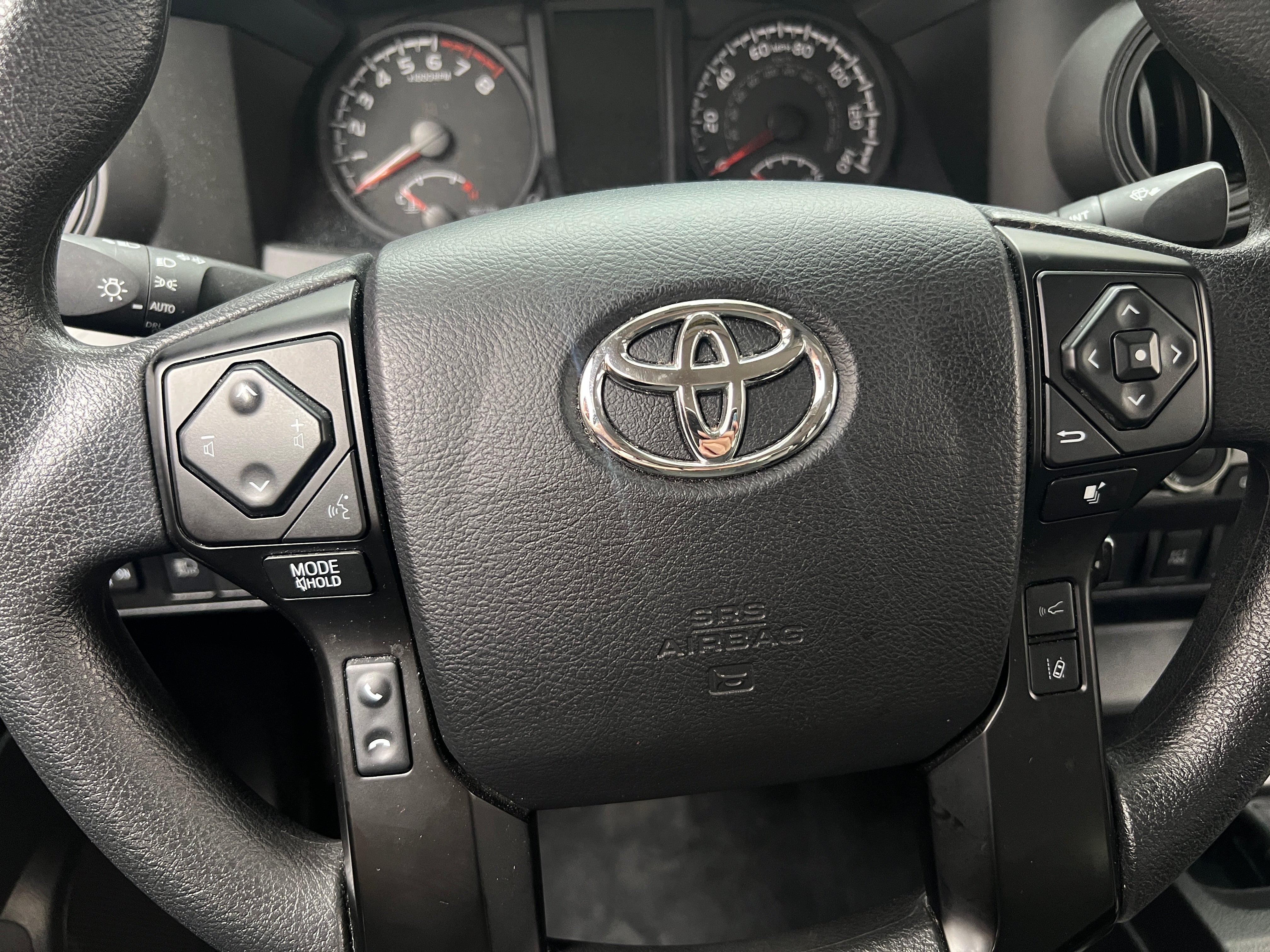 2022 Toyota Tacoma SR5 5