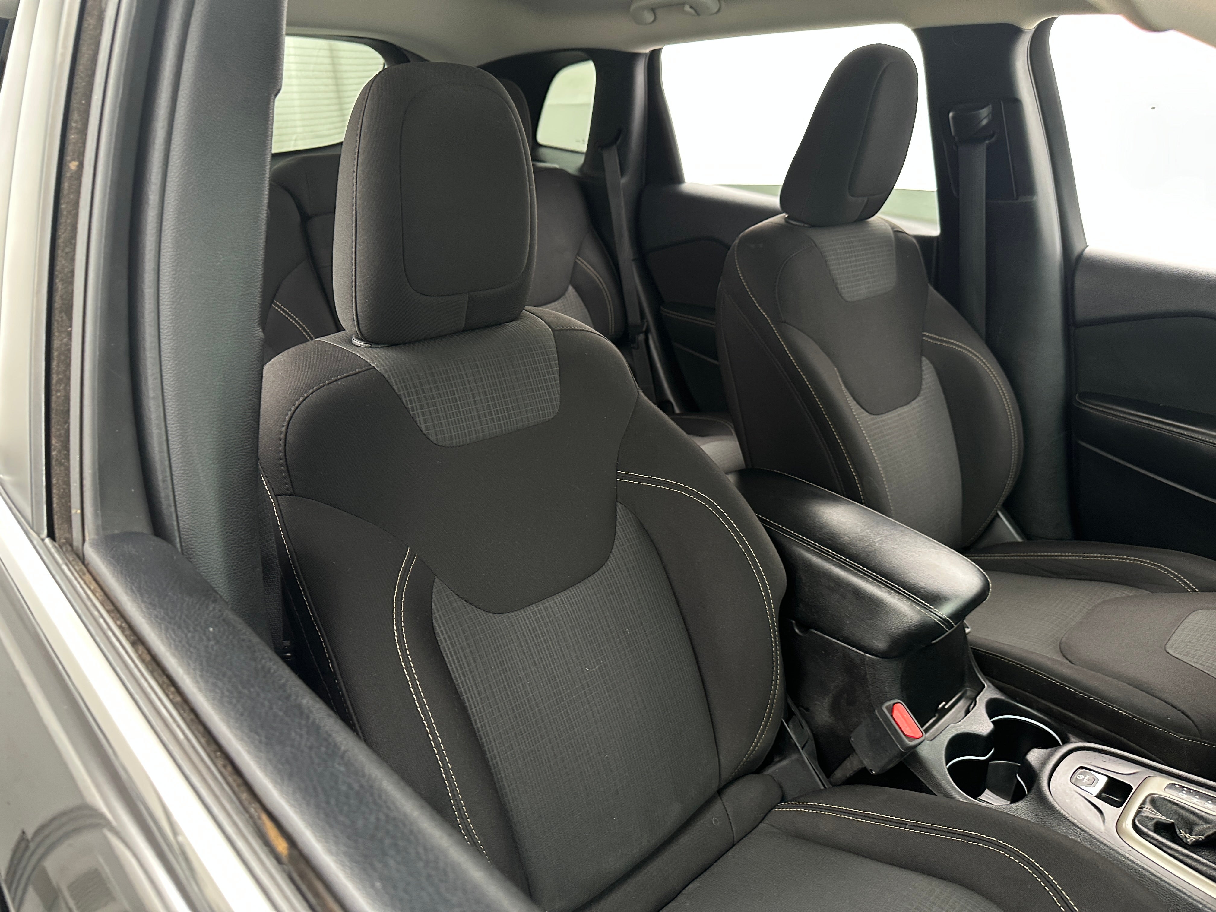 2017 Jeep Cherokee Latitude 2