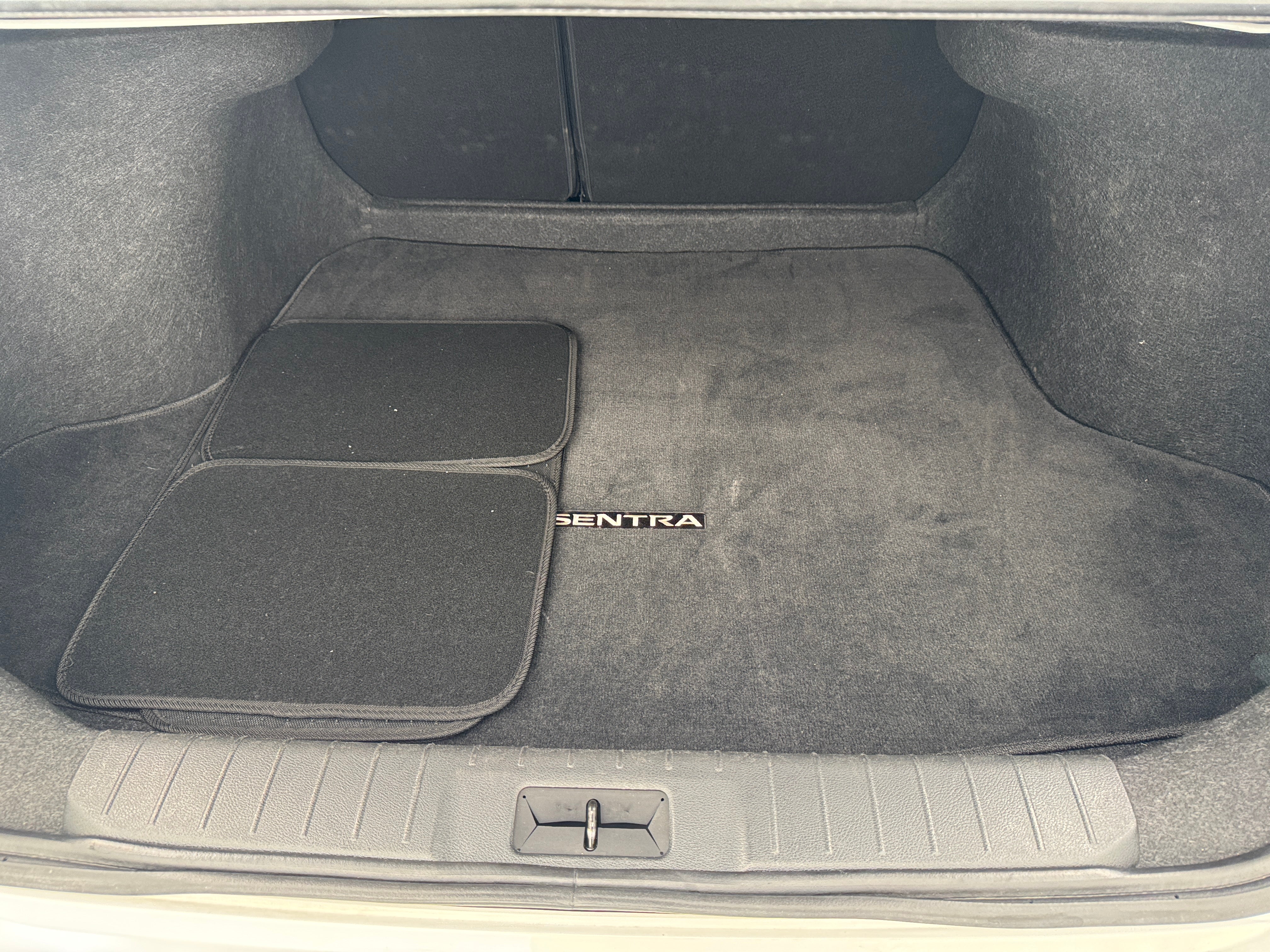 2024 Nissan Sentra SV 7