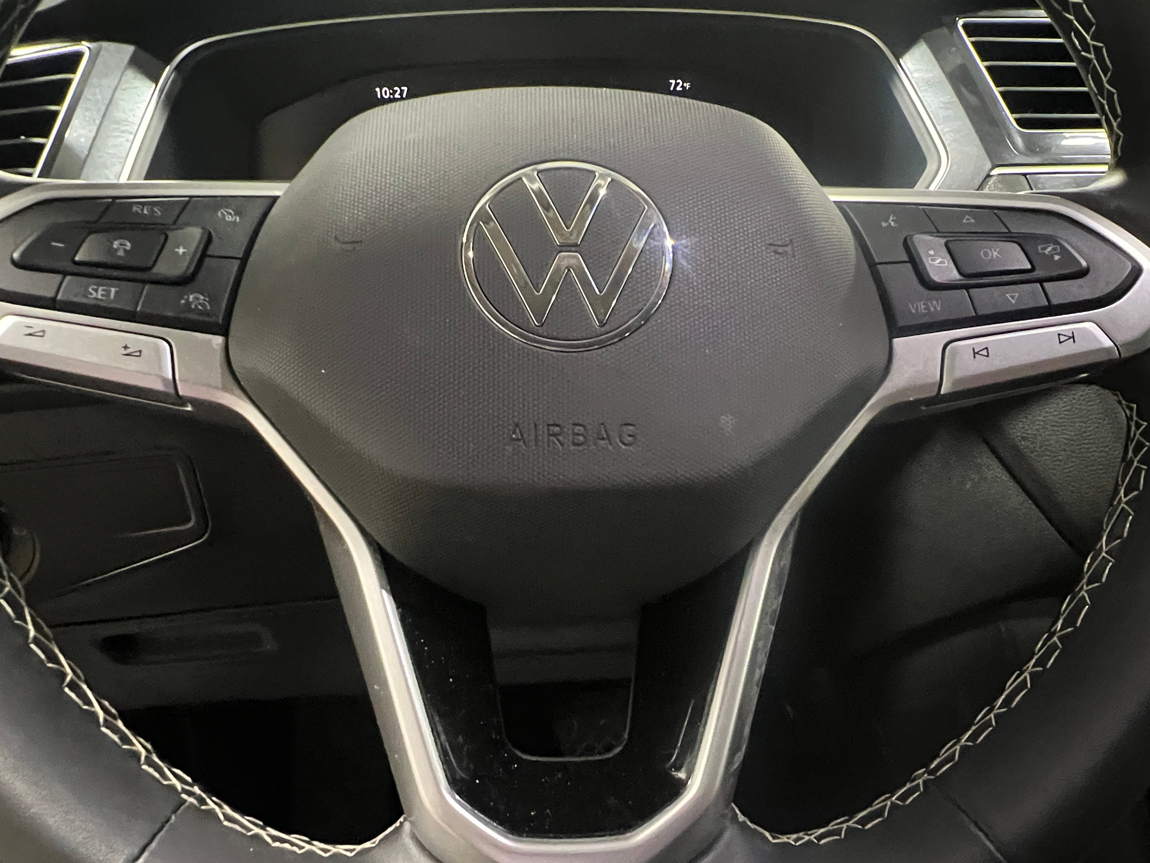 2024 Volkswagen Tiguan SE 4