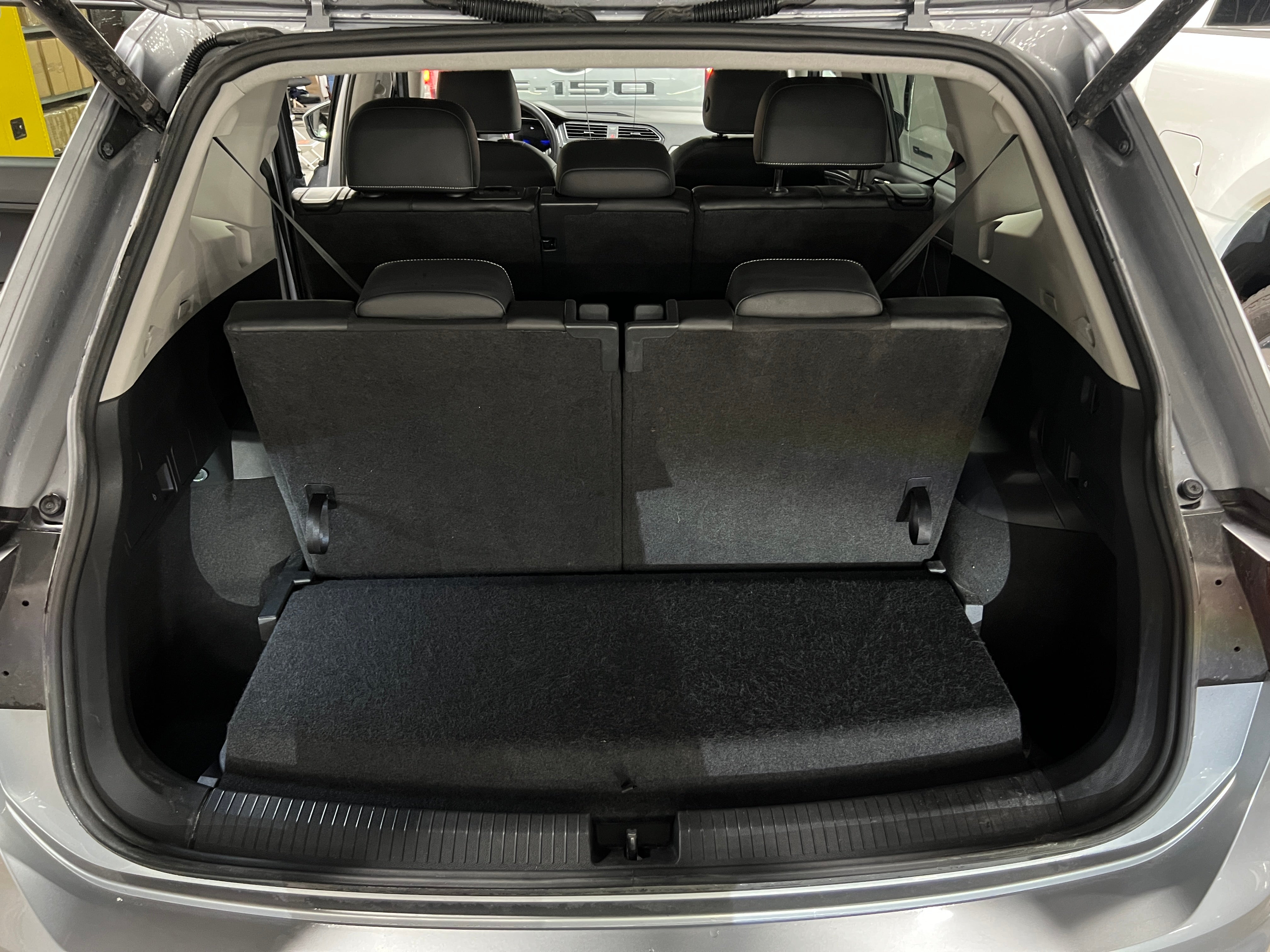 2024 Volkswagen Tiguan SE 6