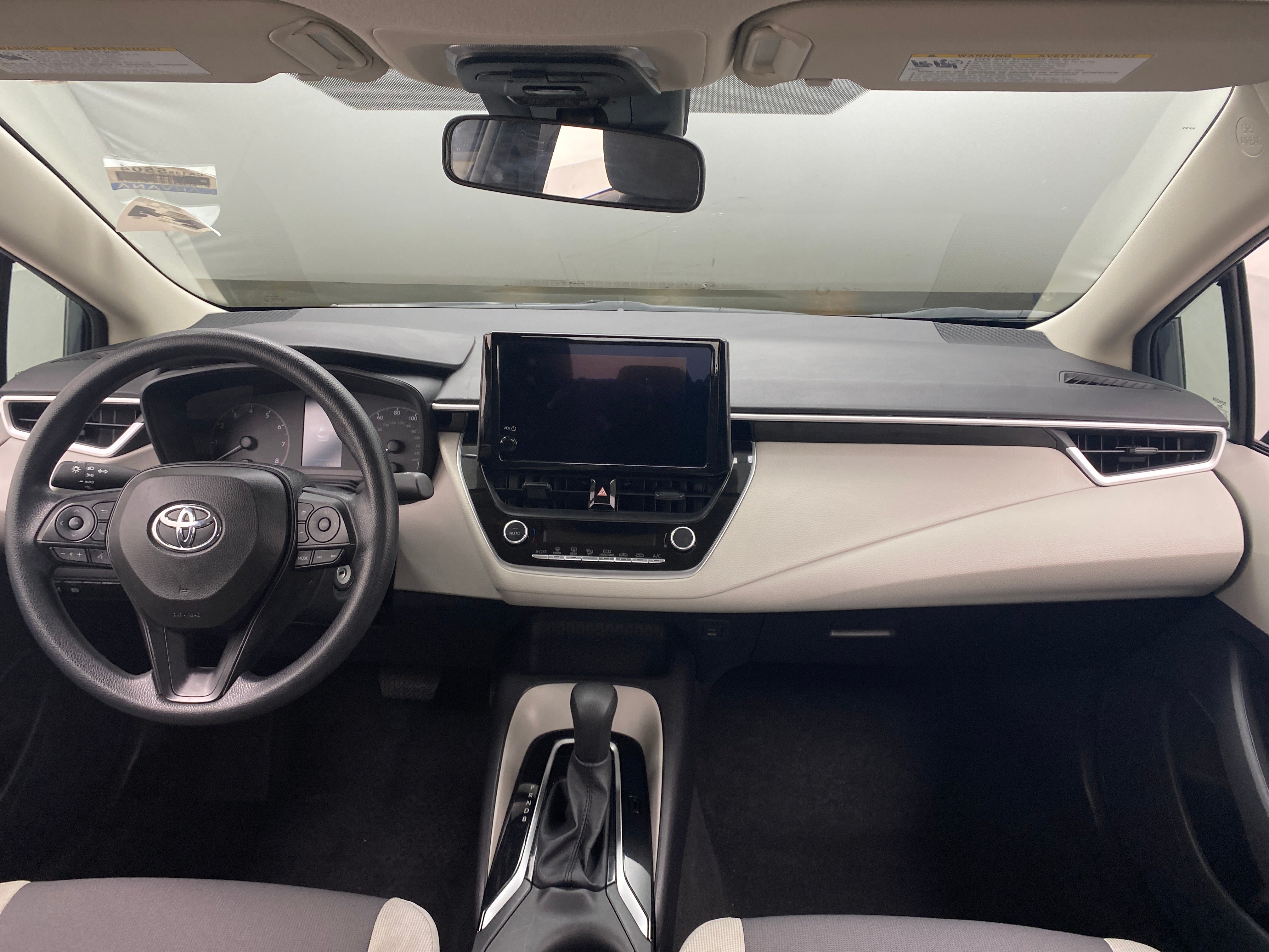 2025 Toyota Corolla LE 3