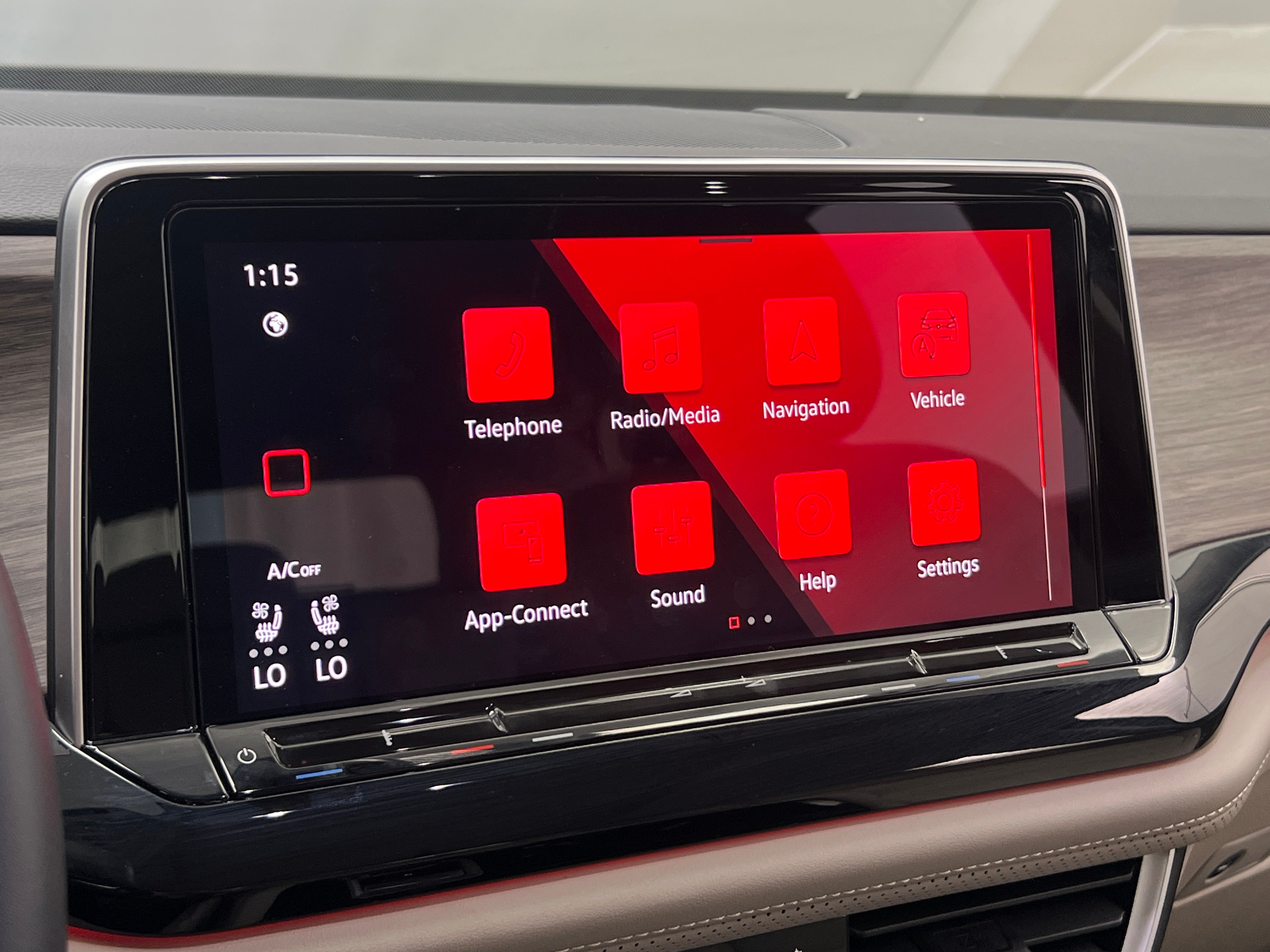 2024 Volkswagen Atlas SEL 3