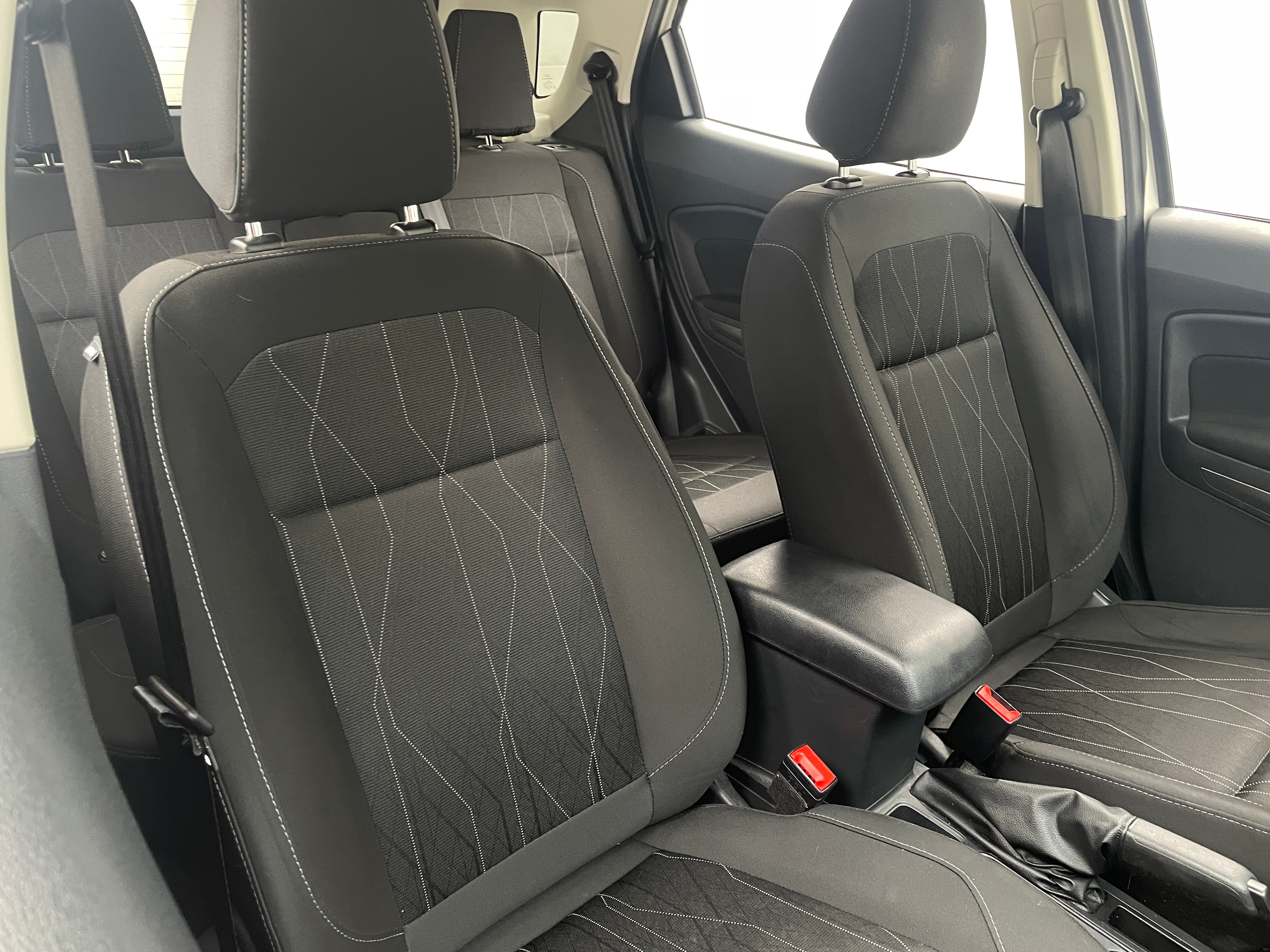2020 Ford EcoSport SE 2