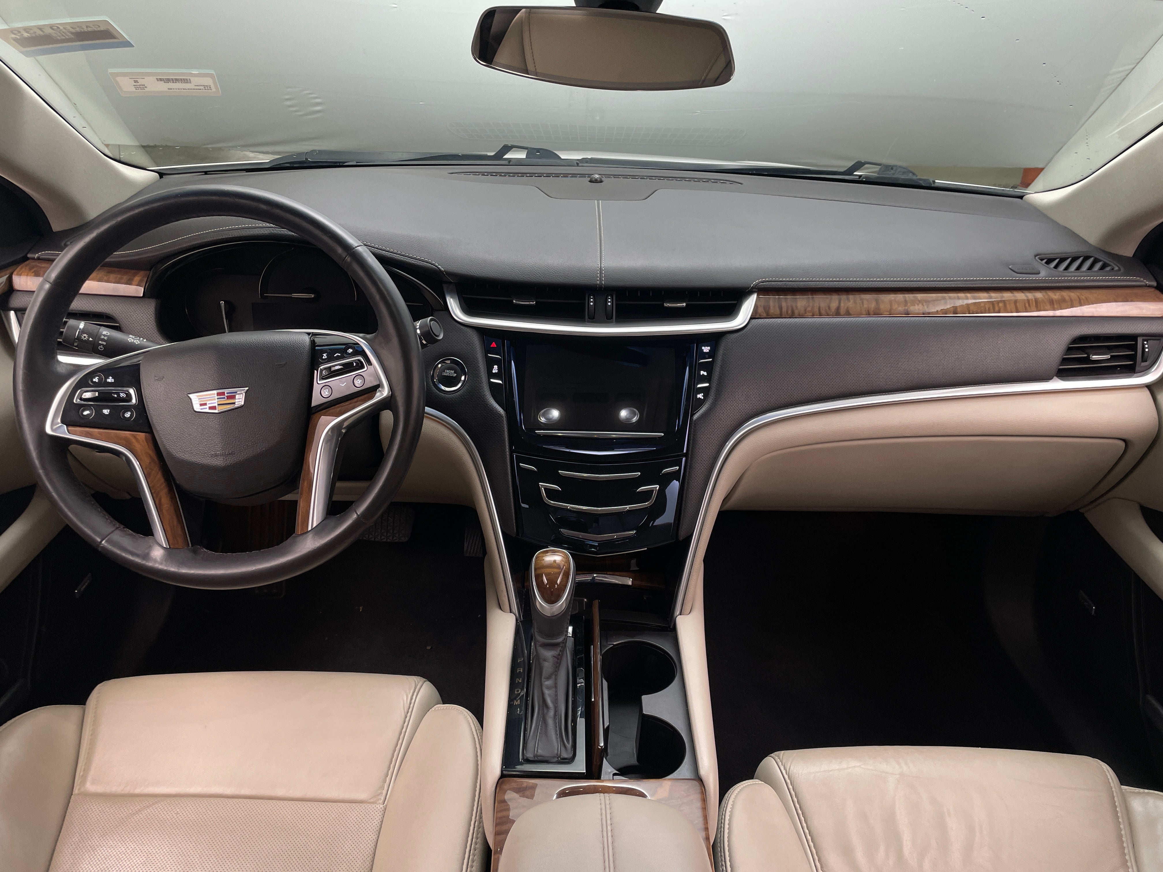 2018 Cadillac XTS Luxury 2