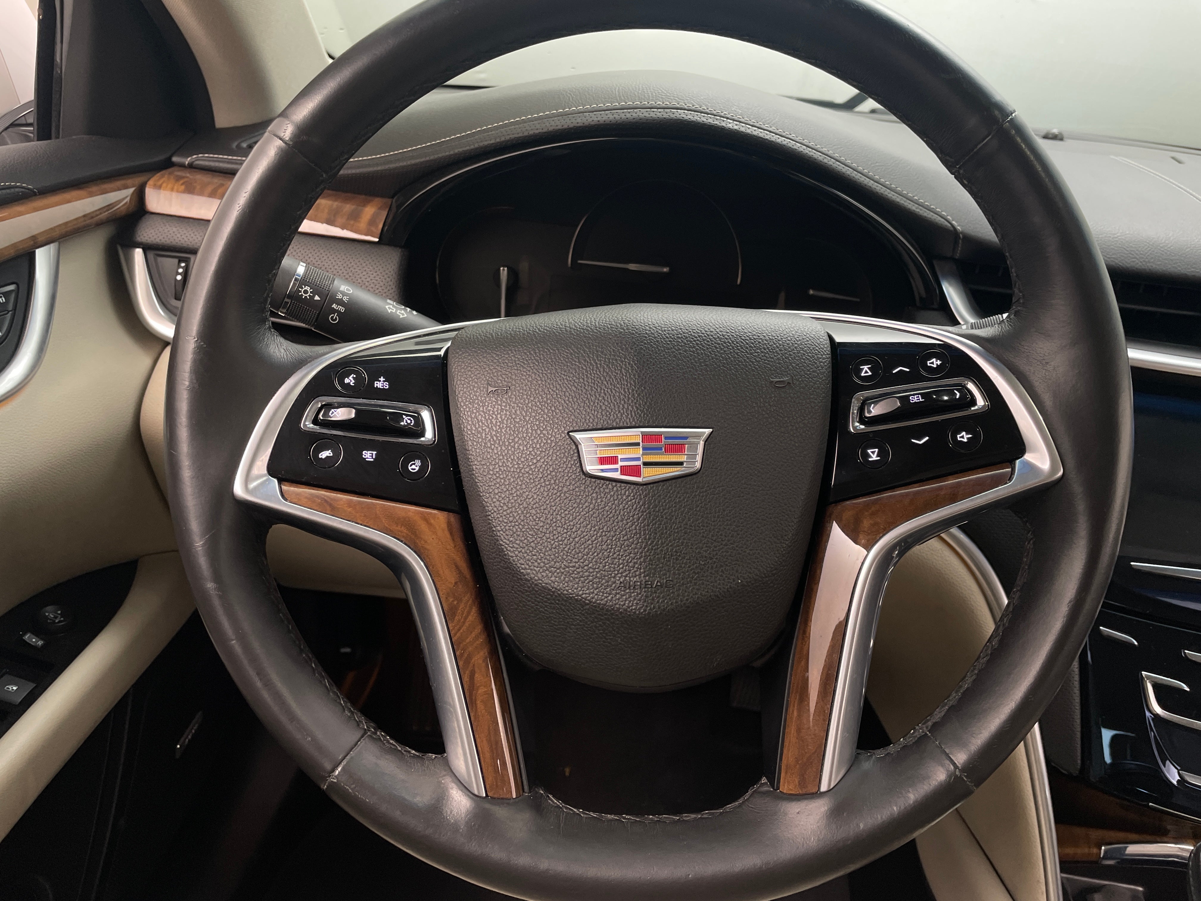 2018 Cadillac XTS Luxury 4