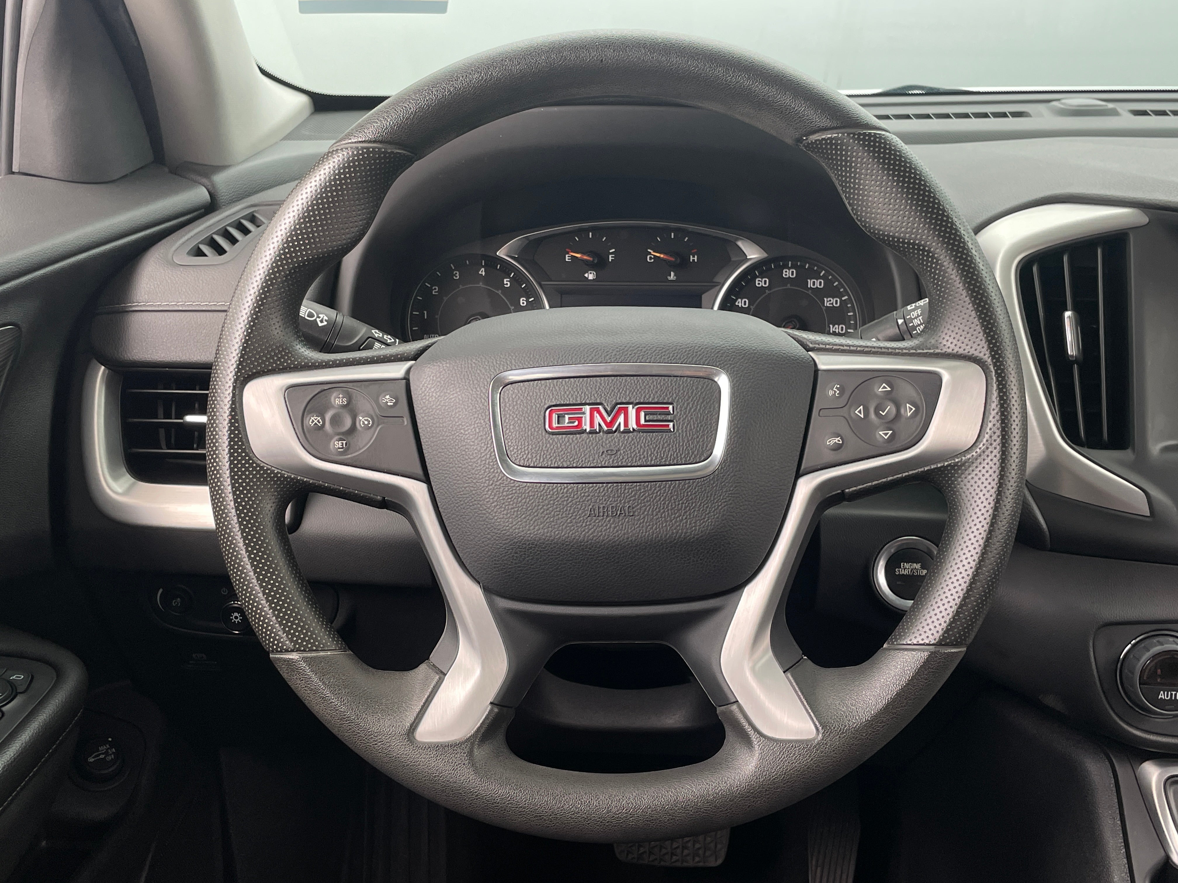 2023 GMC Terrain SLE 5