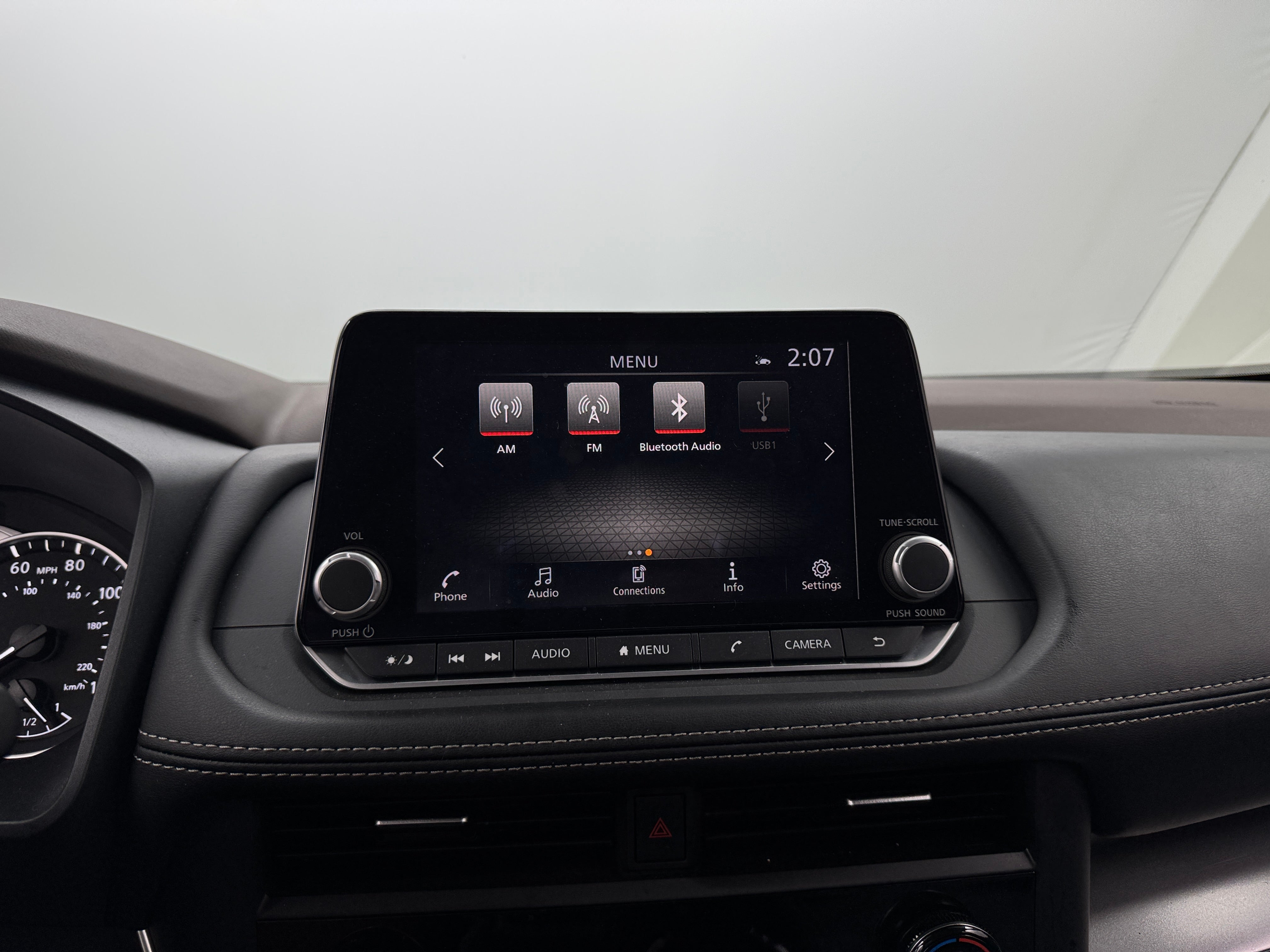 2023 Nissan Rogue SV 4