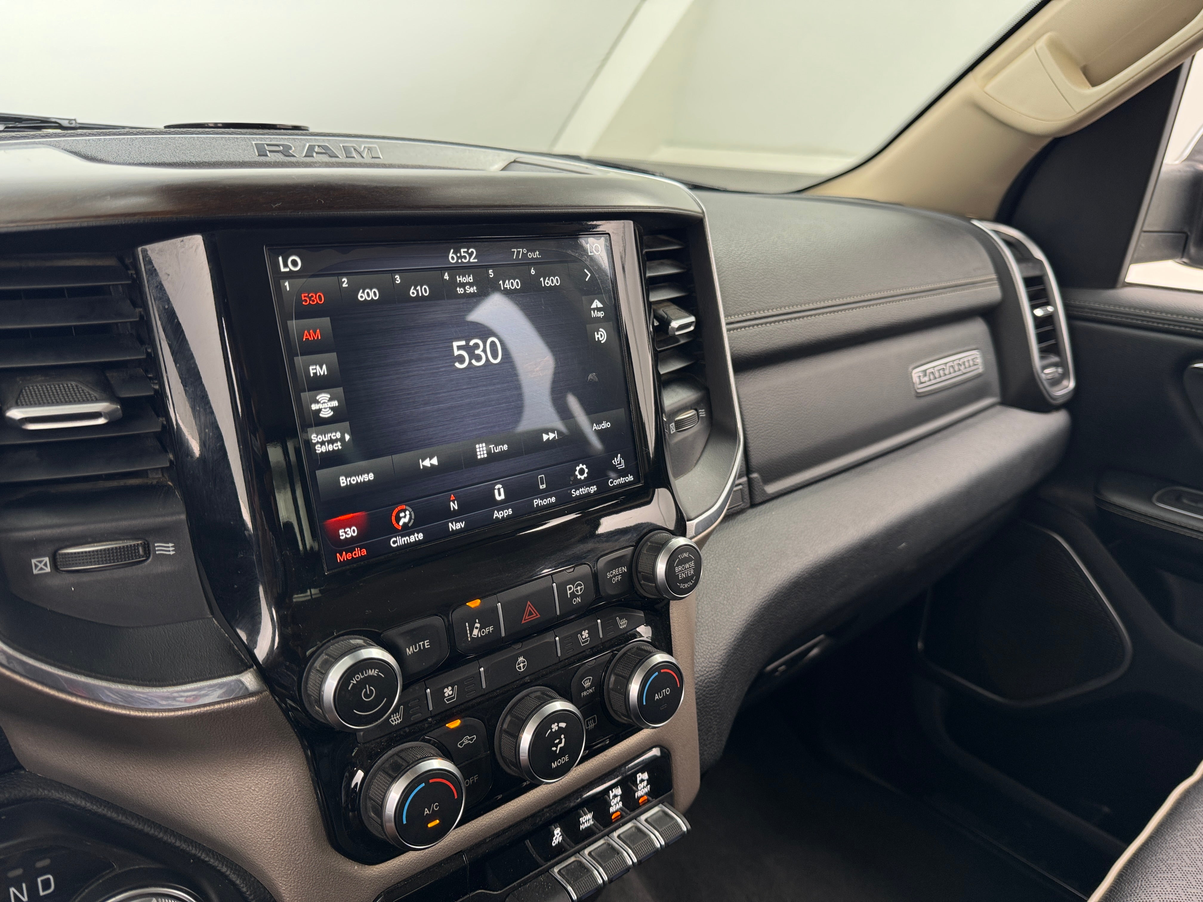 2021 RAM 1500 Laramie 3