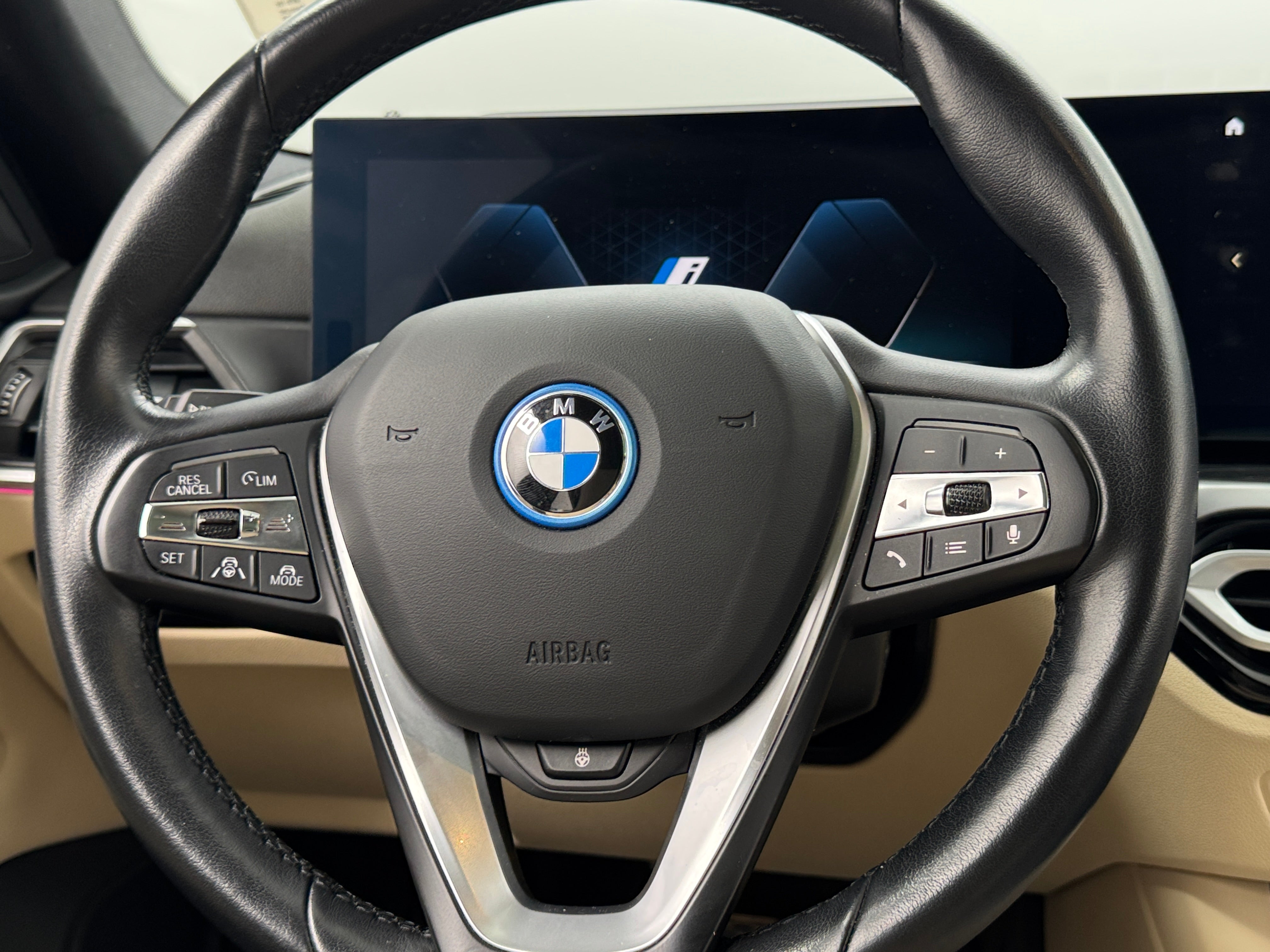 2023 BMW i4 eDrive40 3