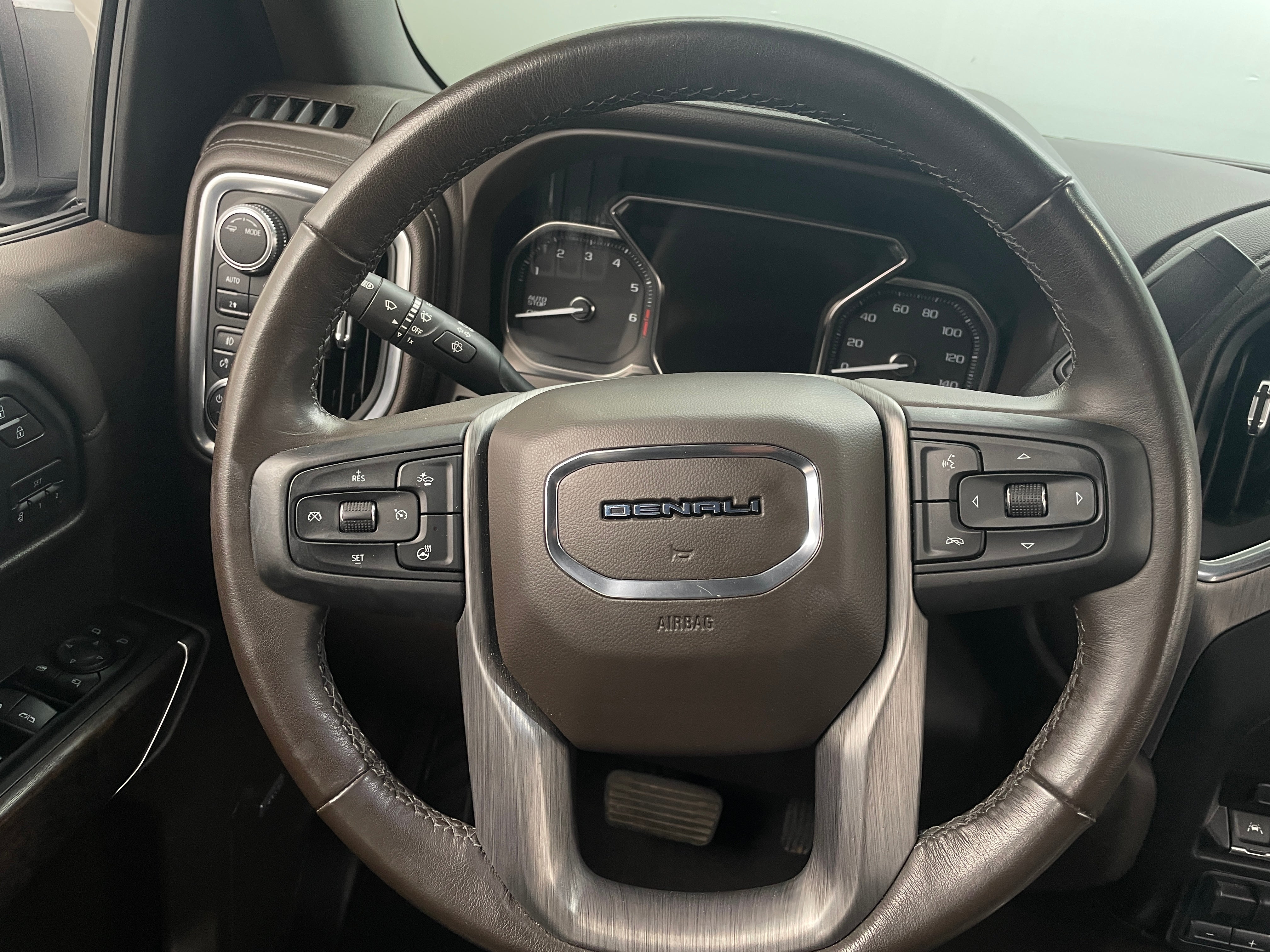 2020 GMC Sierra 1500 Denali 5