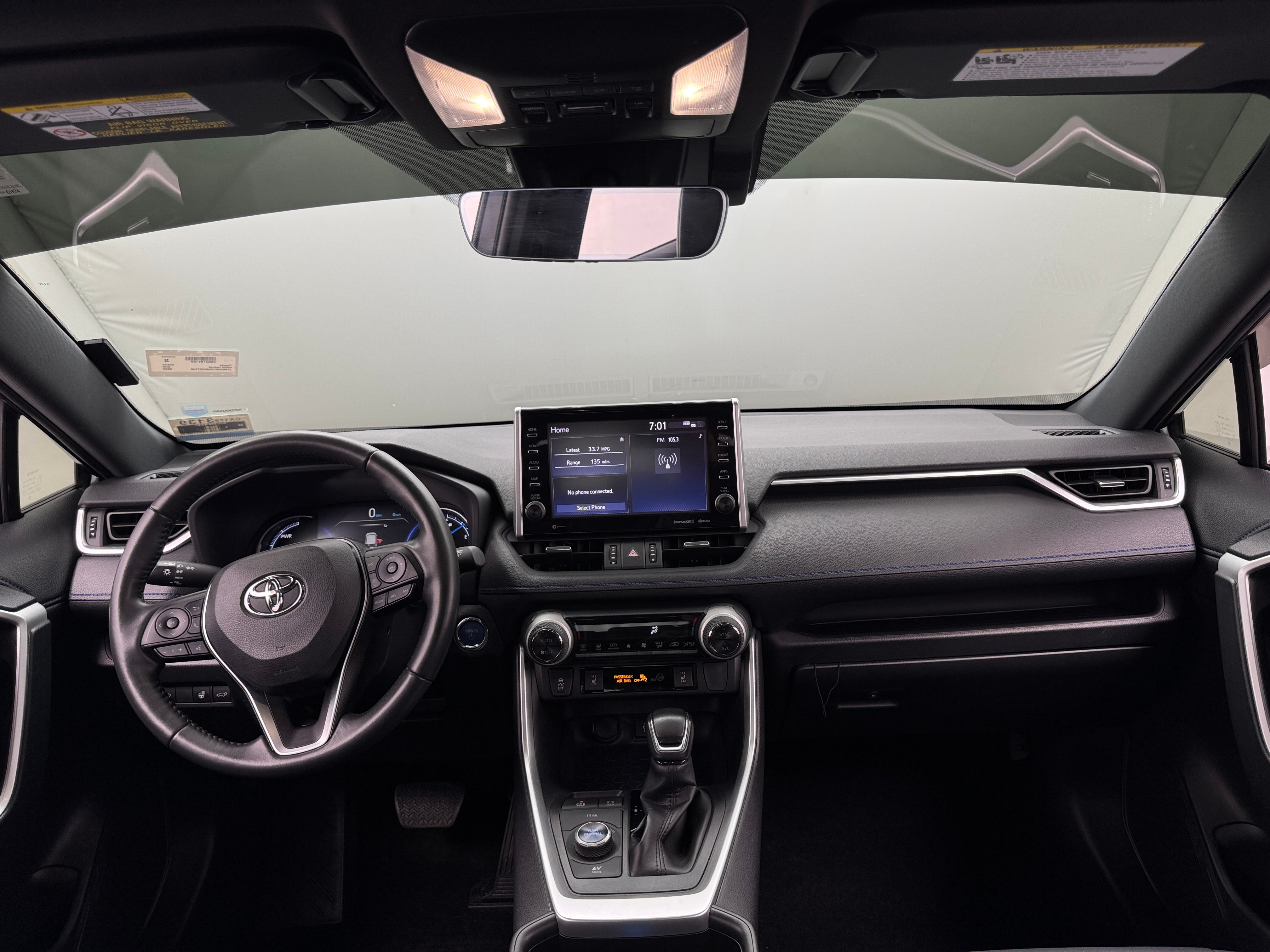 2022 Toyota RAV4 XSE 3