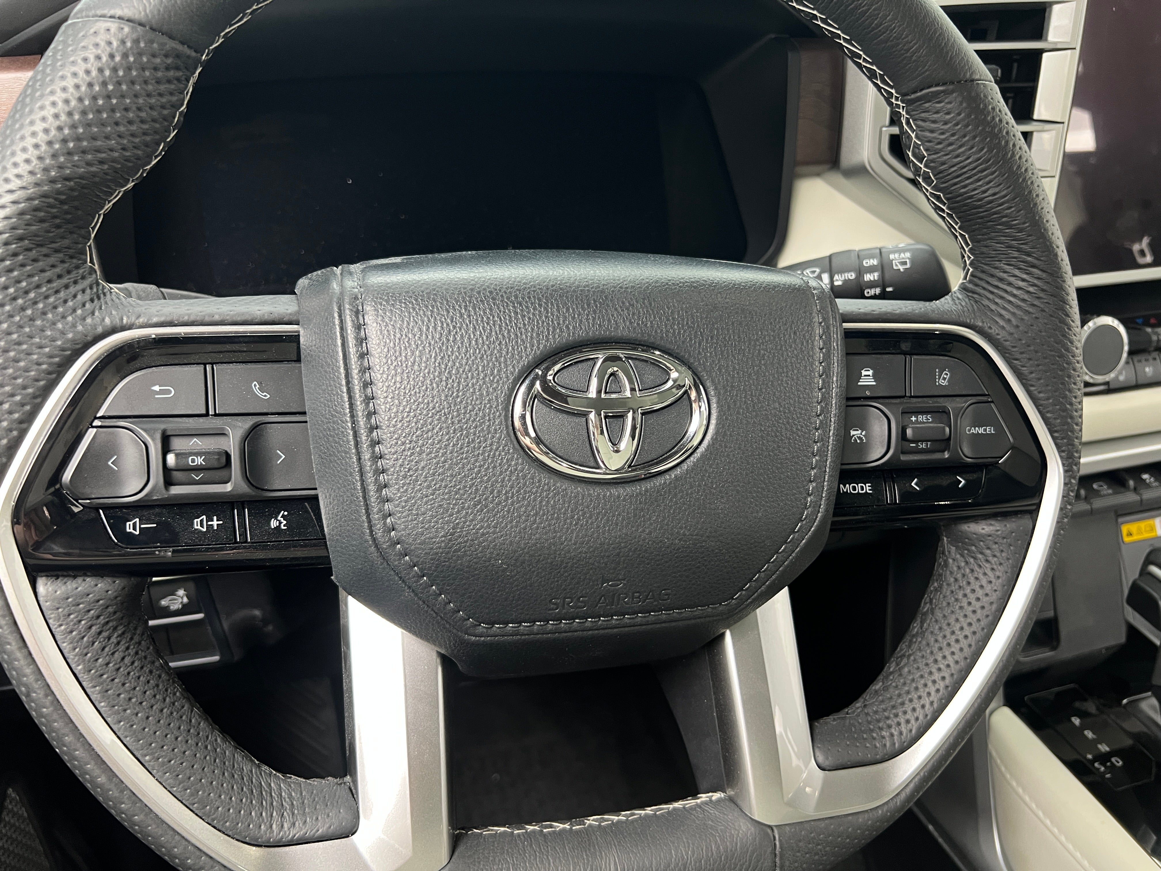 2024 Toyota Sequoia Capstone 5