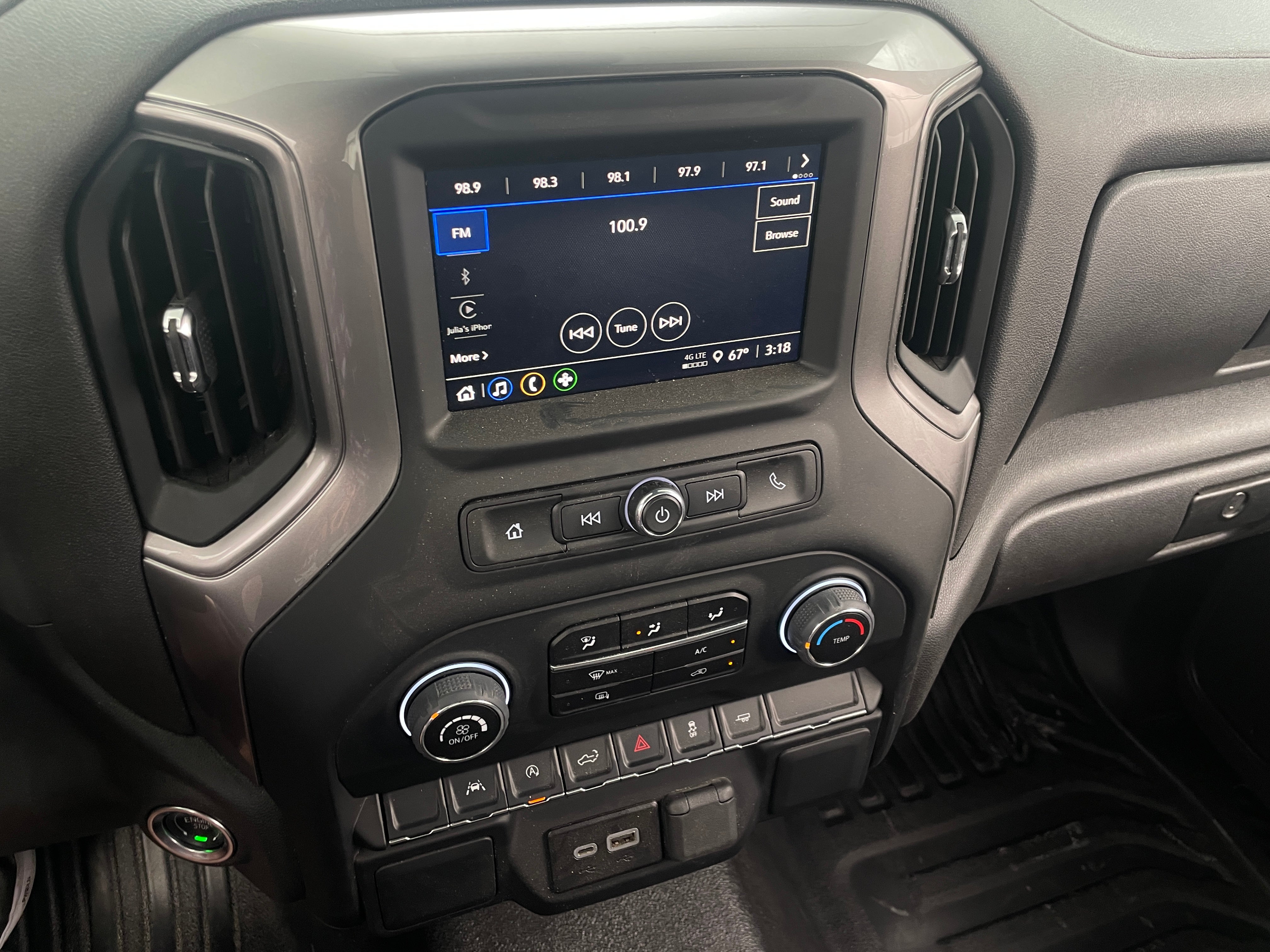 2024 Chevrolet Silverado 1500 Work Truck 3