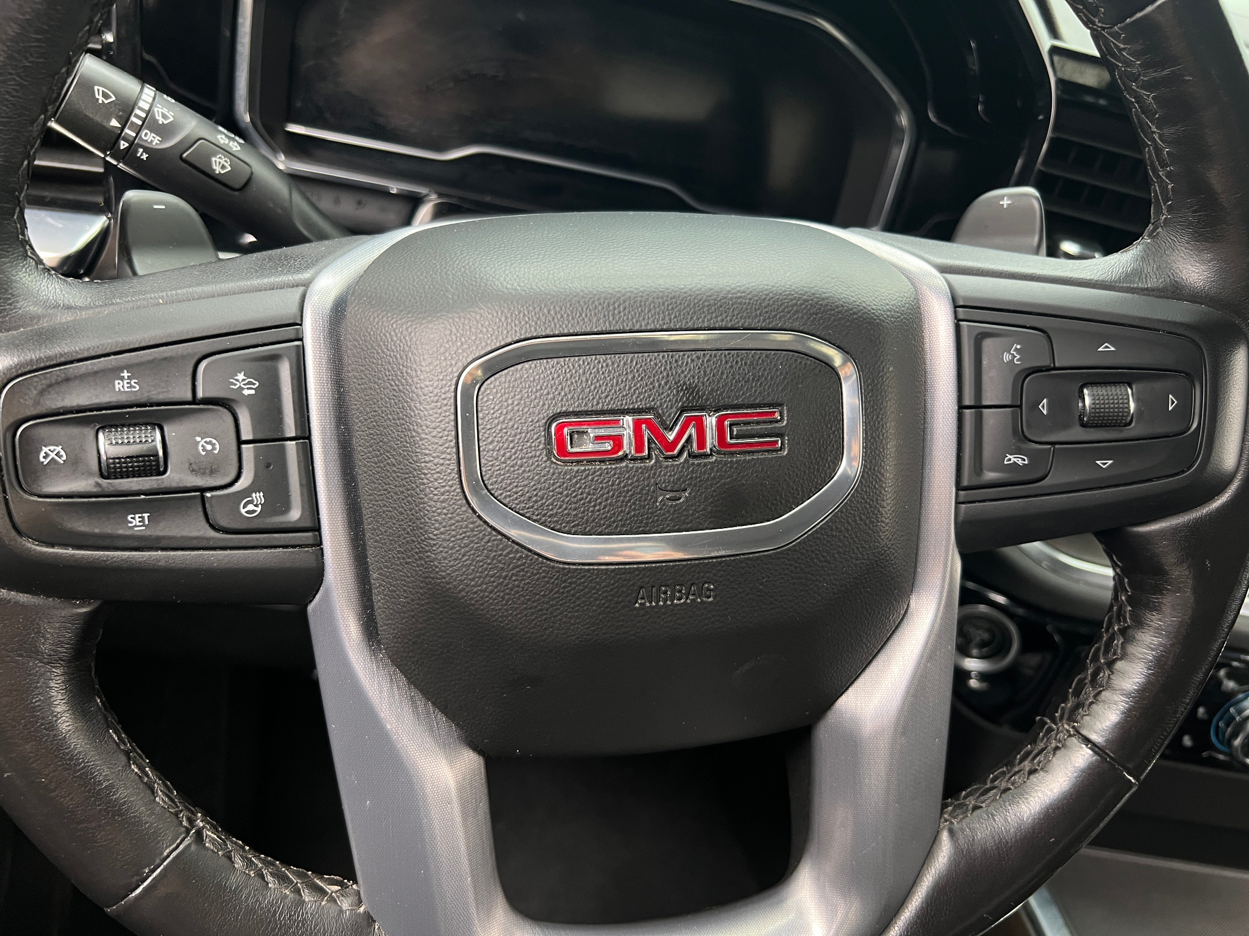 2022 GMC Sierra 1500 SLT 4