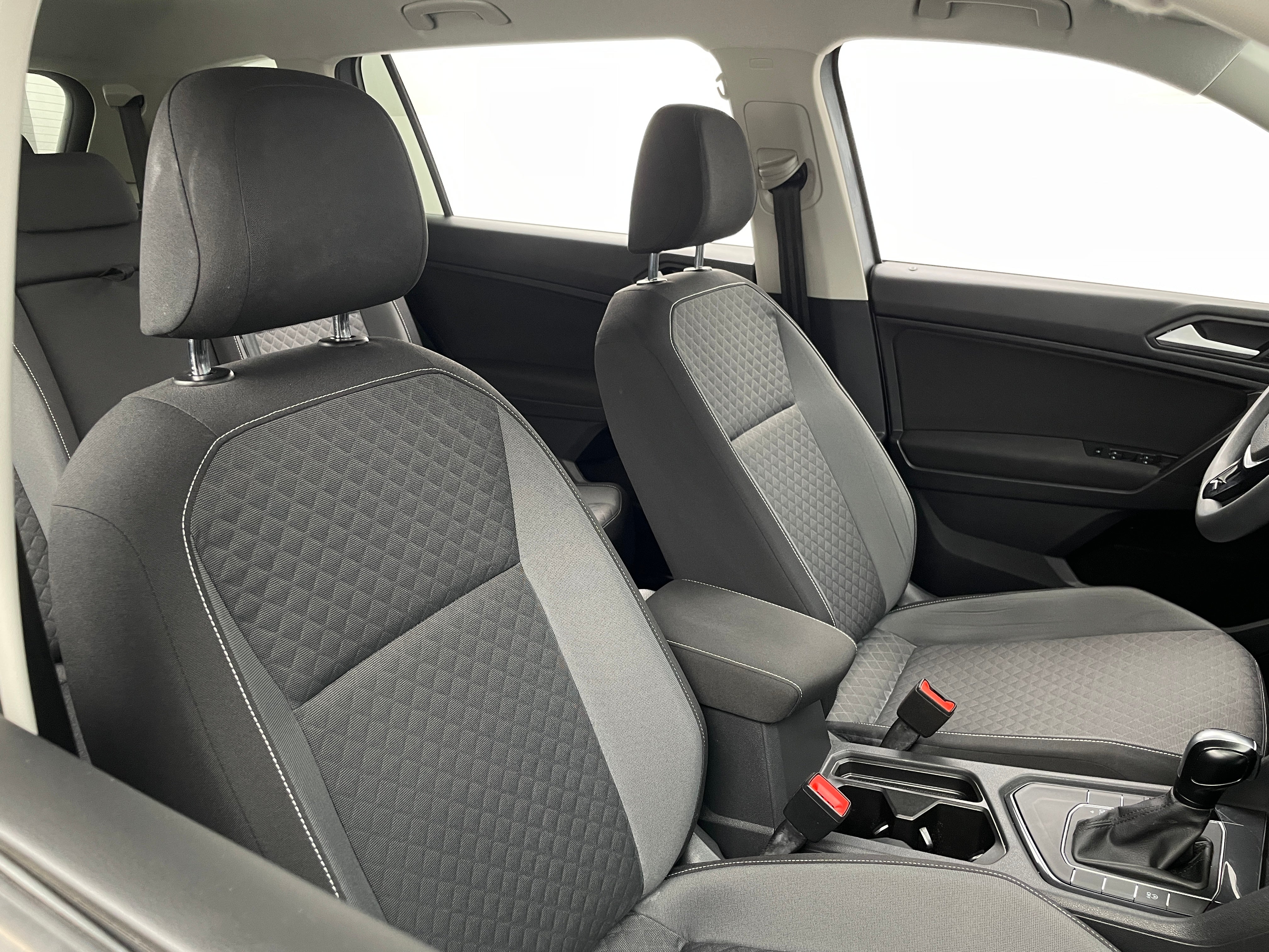 2021 Volkswagen Tiguan S 2