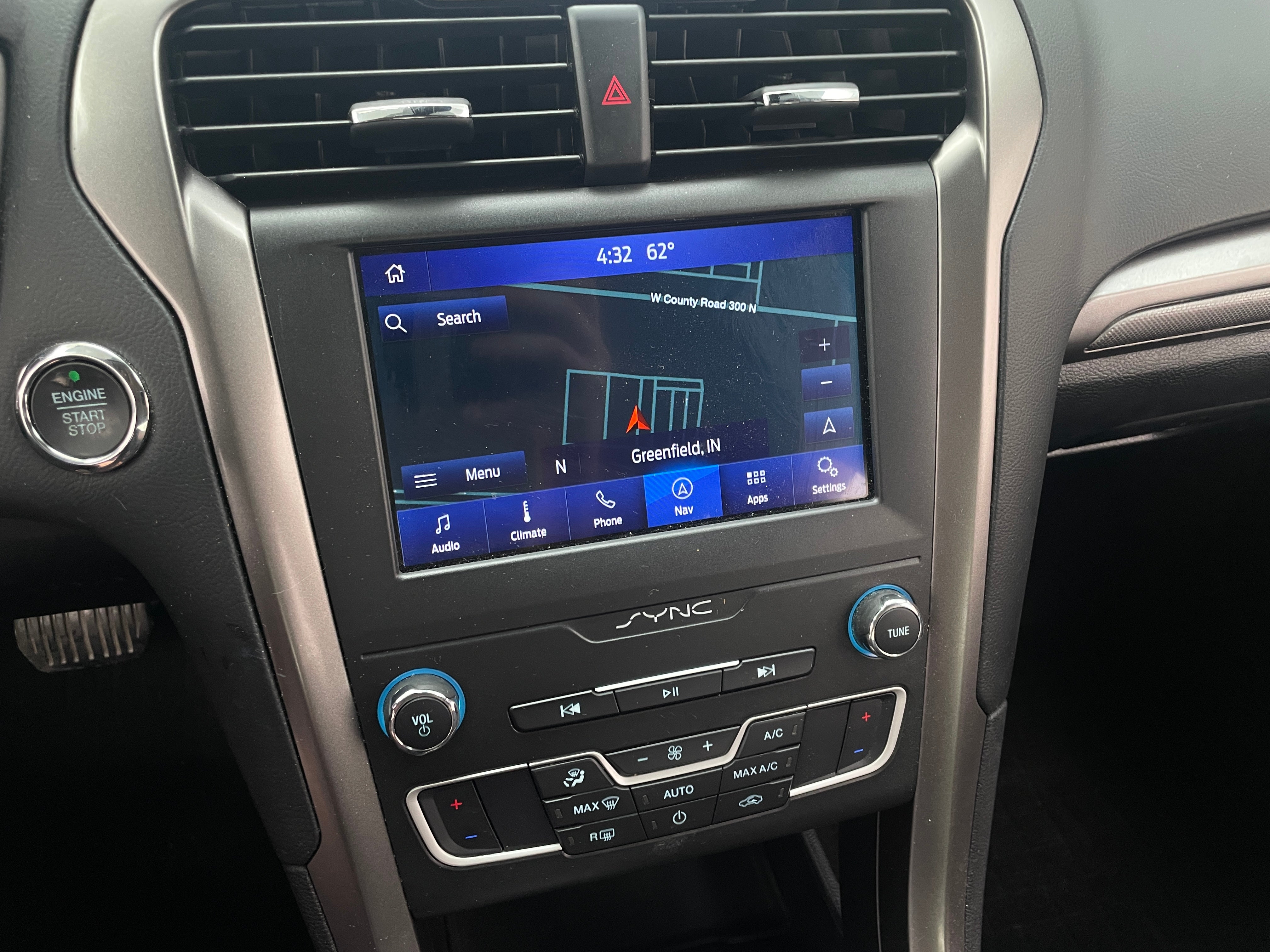 2020 Ford Fusion SE 4