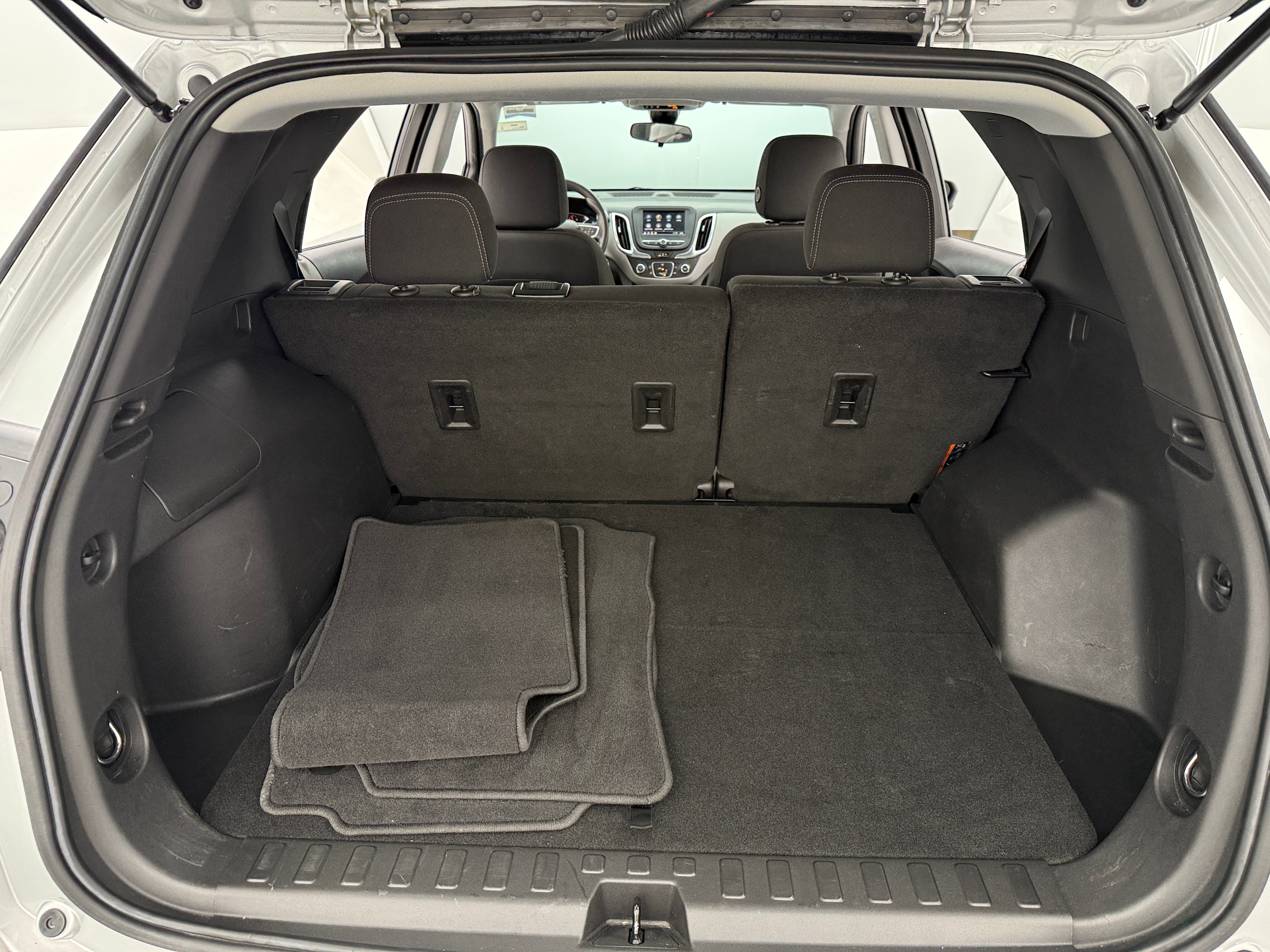 2022 Chevrolet Equinox LS 7