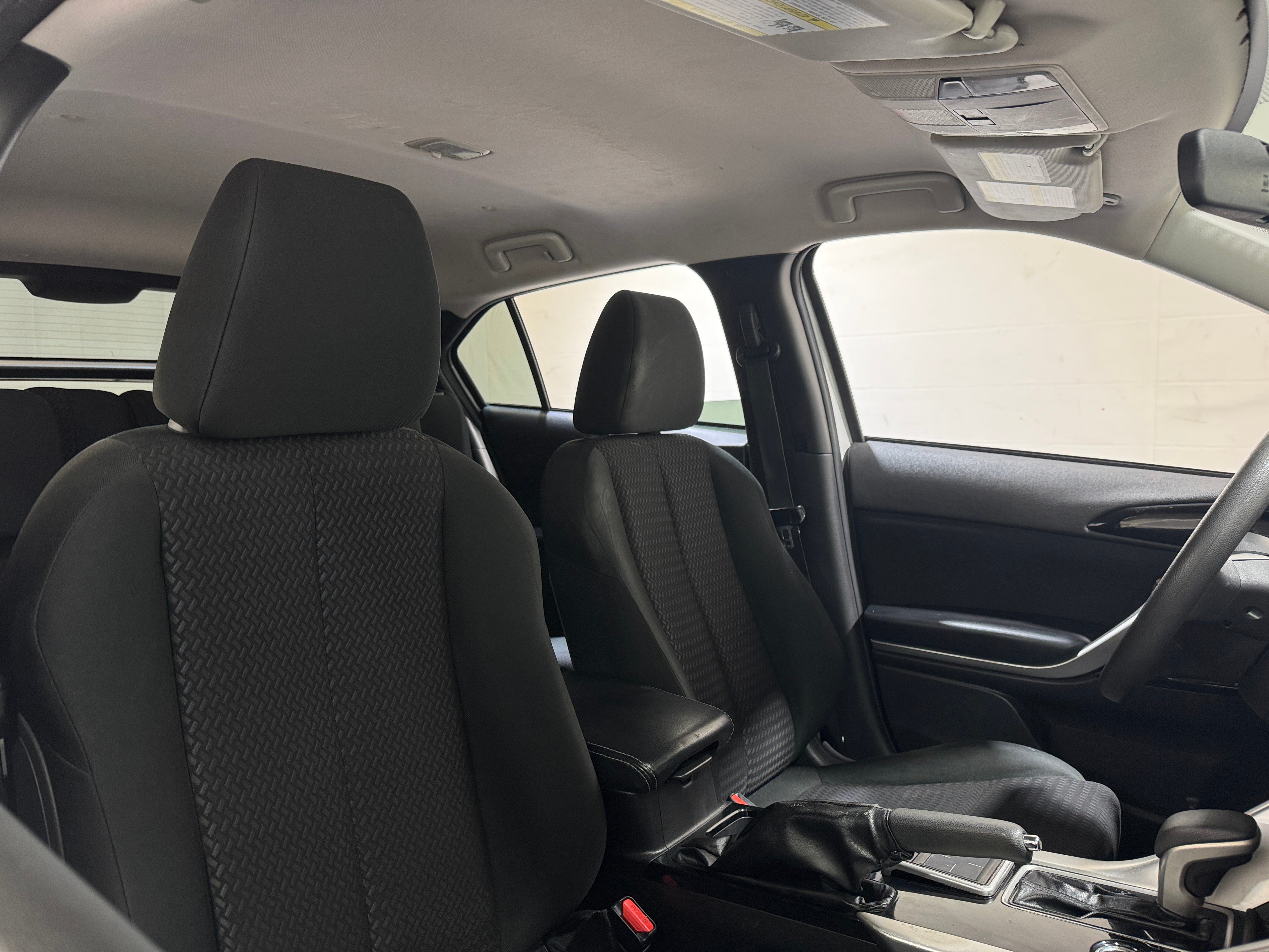 2019 Mitsubishi Eclipse Cross LE 2